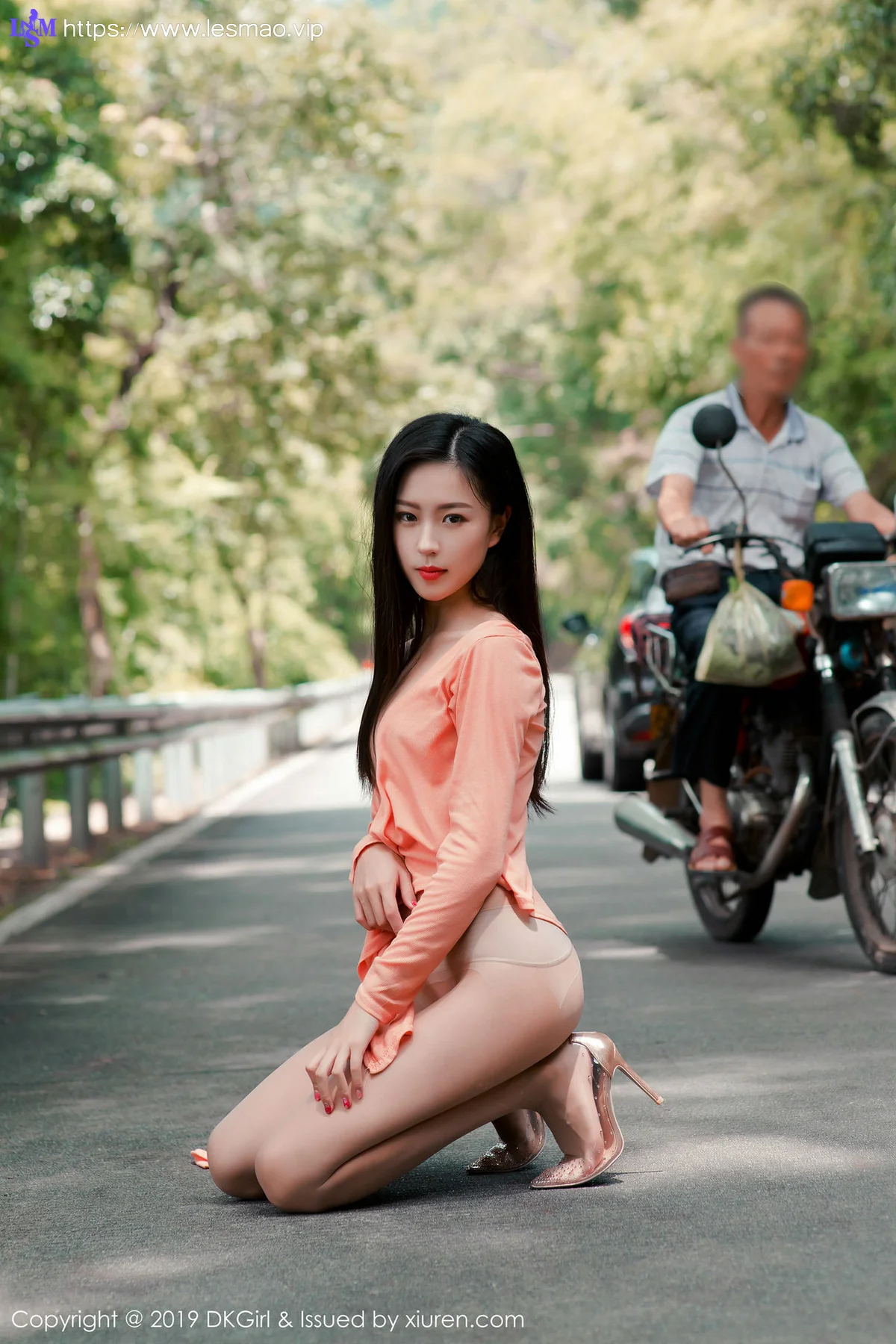 DKGirl DK御女郎 Vol.114 野外写真 小子怡Alice 首套写真 - 2
