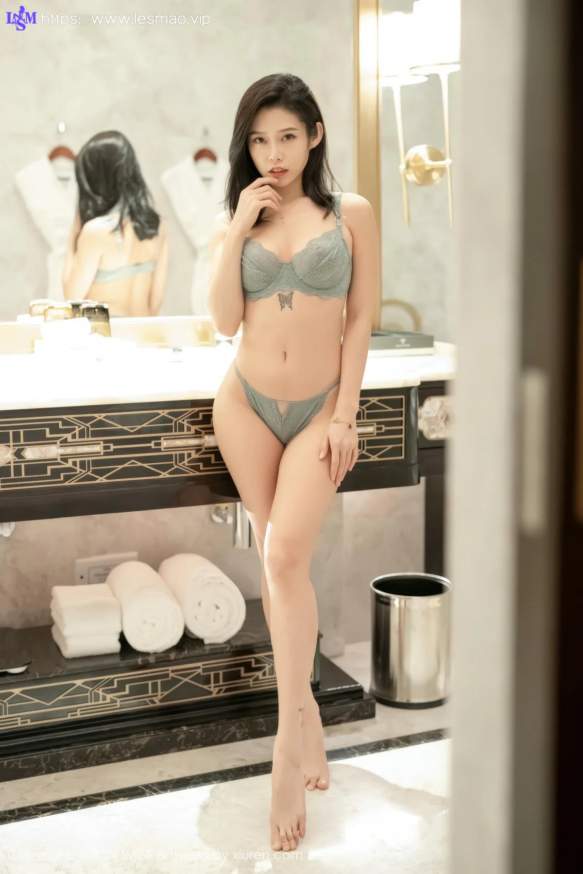 IMiss 爱蜜社 Vol.774 luvian本能 连衣短裙性感写真 - 1