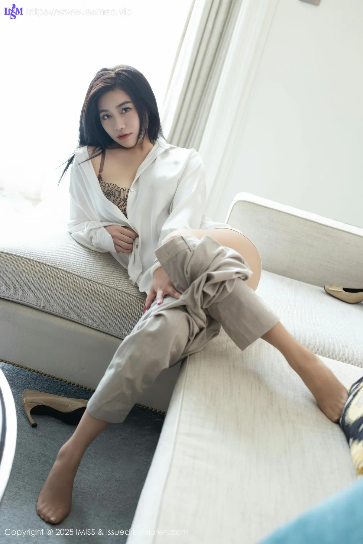 IMiss 爱蜜社 Vol.800 许诺Sabrina 白色OL服饰 - 2