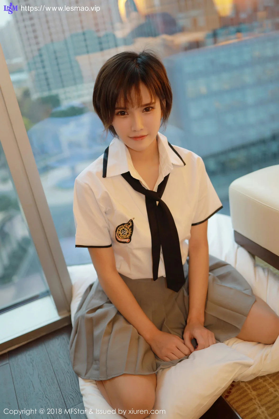 MFStar 模范学院 Vol.172 小资2002 短发美女学生妹制服 - 1