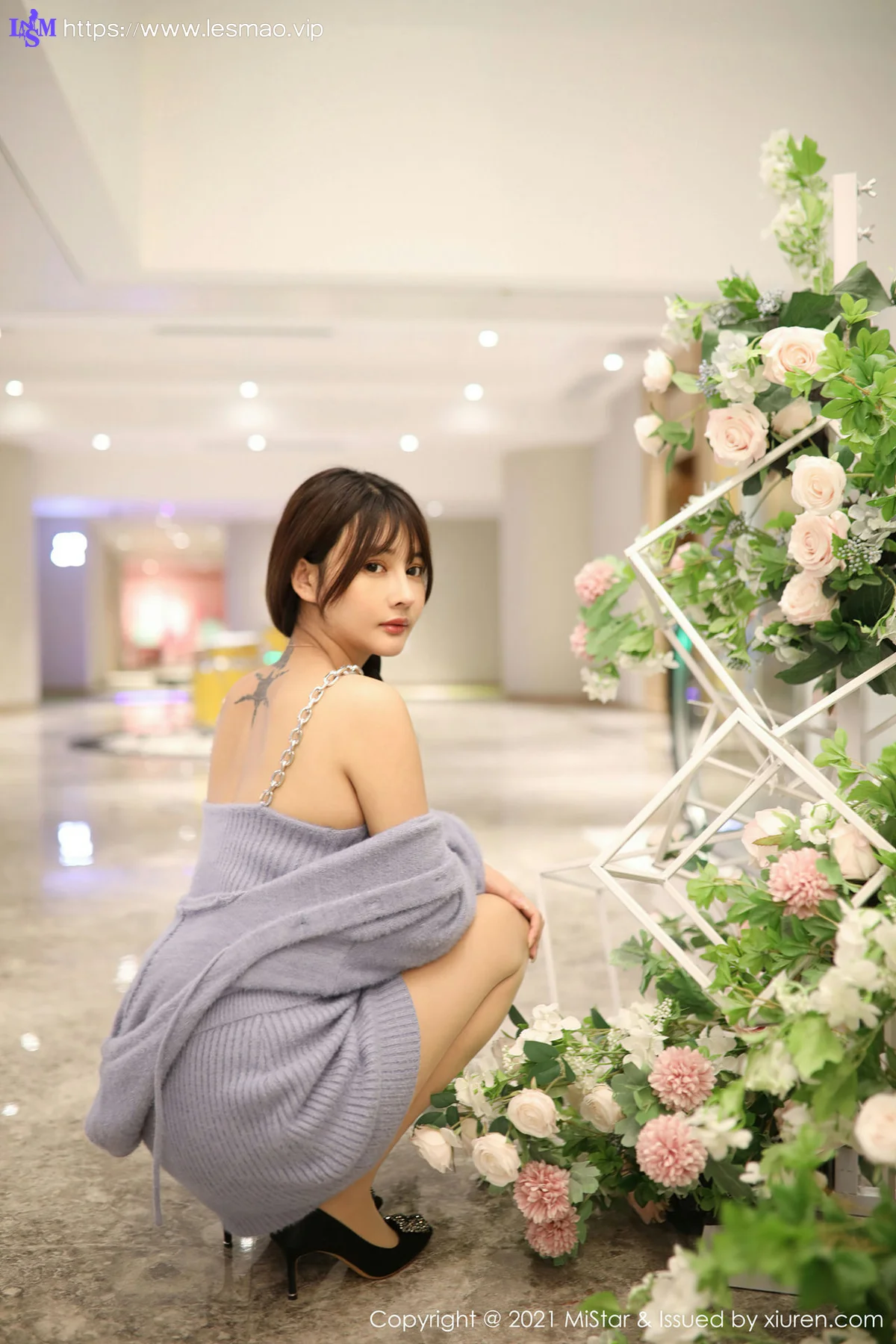 MiStar 魅妍社 Vol.329 巨胸的服饰 萌奈子 朦胧肉丝 - 2