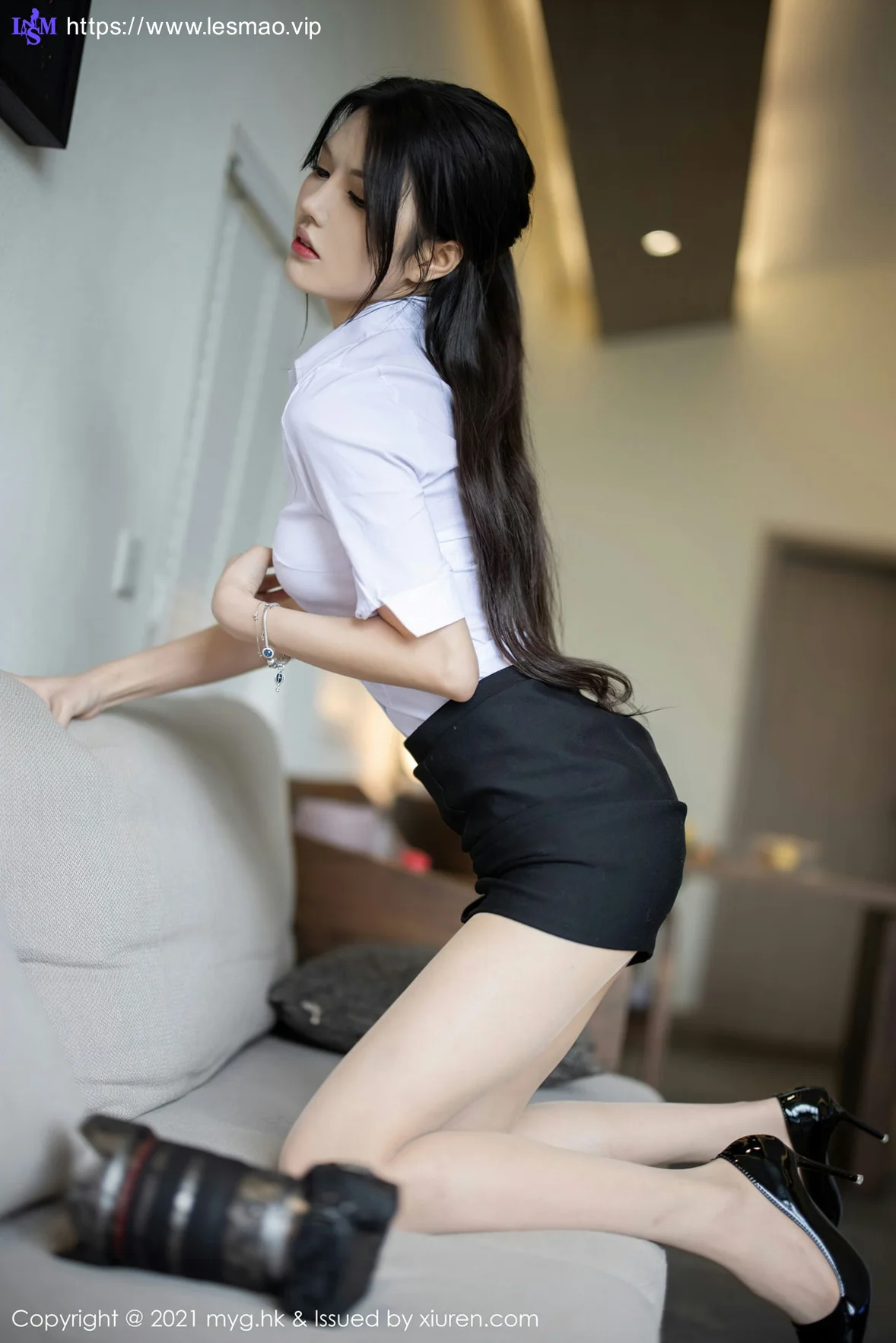 MyGirl 美媛馆 Vol.572 新人模特 媛媛酱belle 杭州旅拍11 - 1