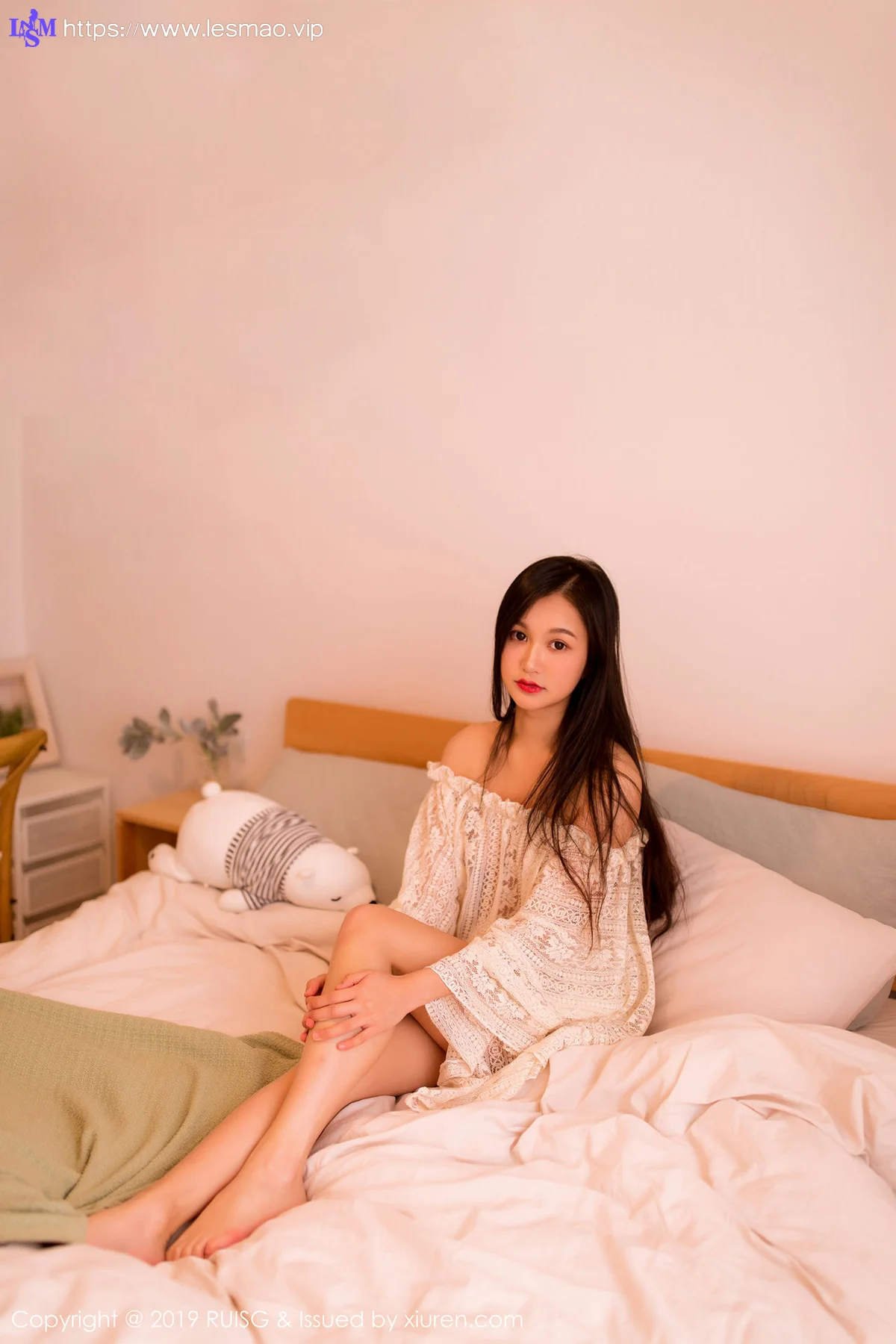 RUISG 瑞丝馆 Vol.066 深紫Julie 新晋模特首套写真 - 3