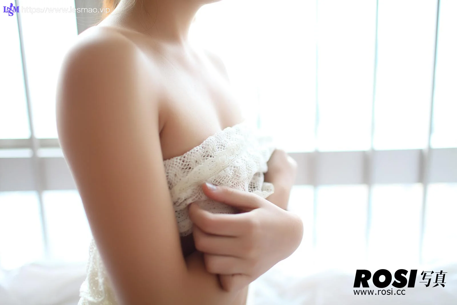 Rosi 写真 No.059 28P/14.71M - 4