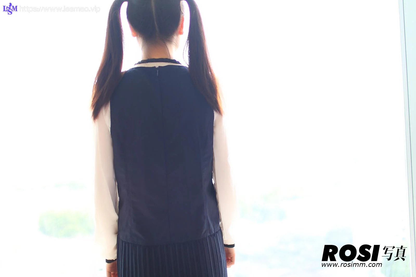 Rosi 写真 No.318 27P/18.5M - 4