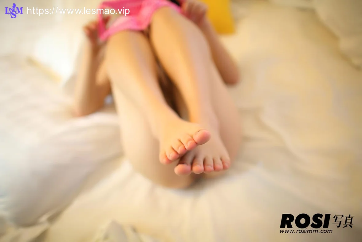 Rosi 写真 No.454 15P/13.5M - 1