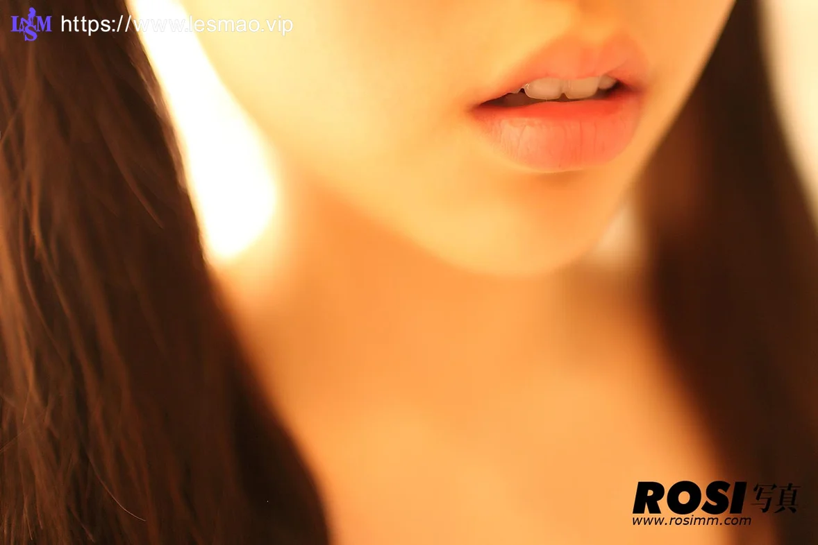 Rosi 写真 No.554 15P/18.4M - 1