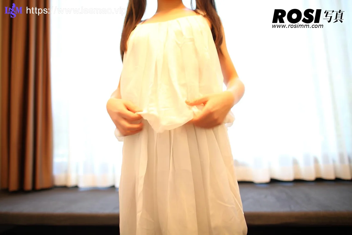 Rosi 写真 No.620 50P/39.1M - 2