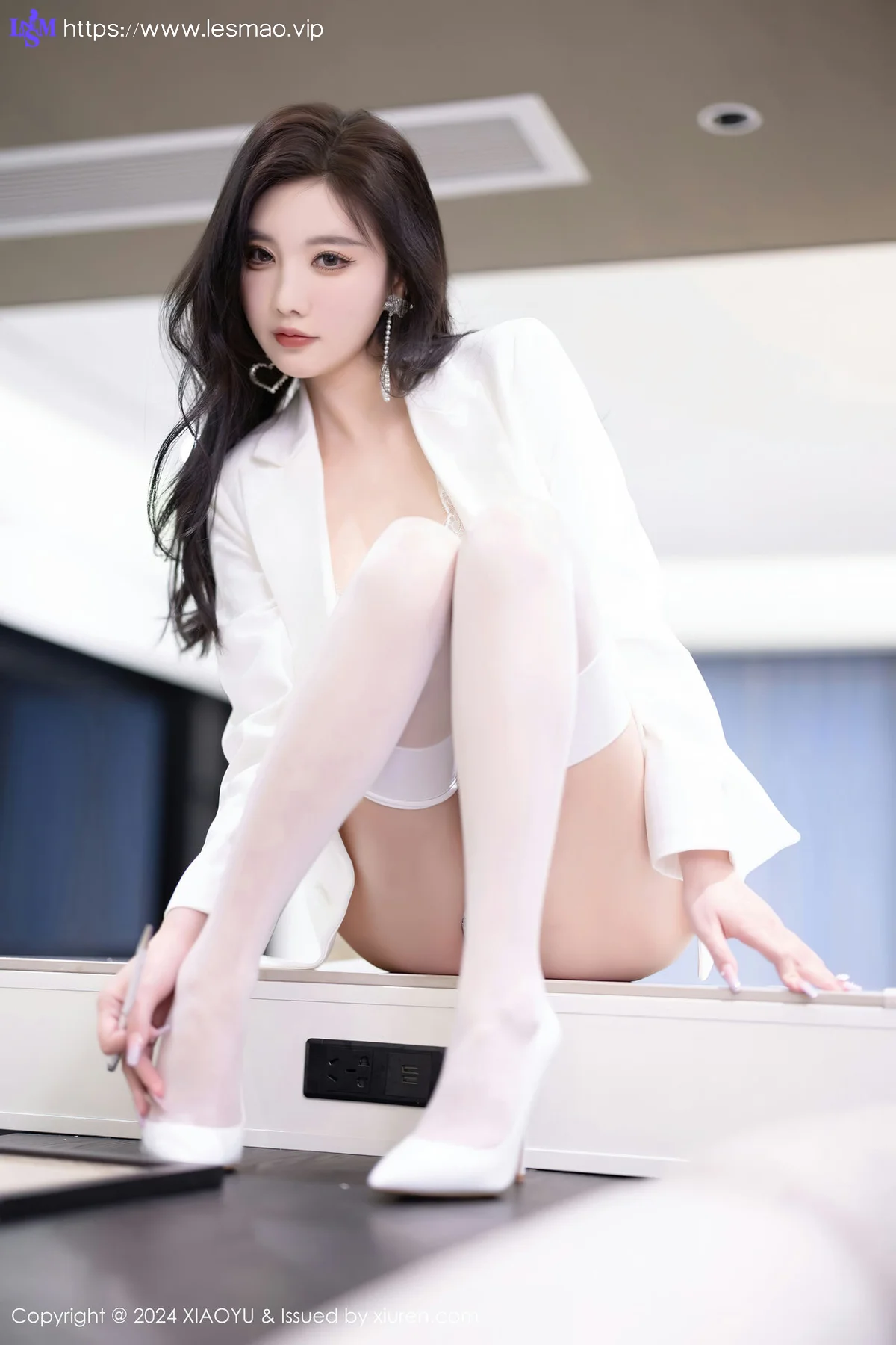 XIAOYU  语画  Vol.1238  杨晨晨 性感女神ol写真 - 7