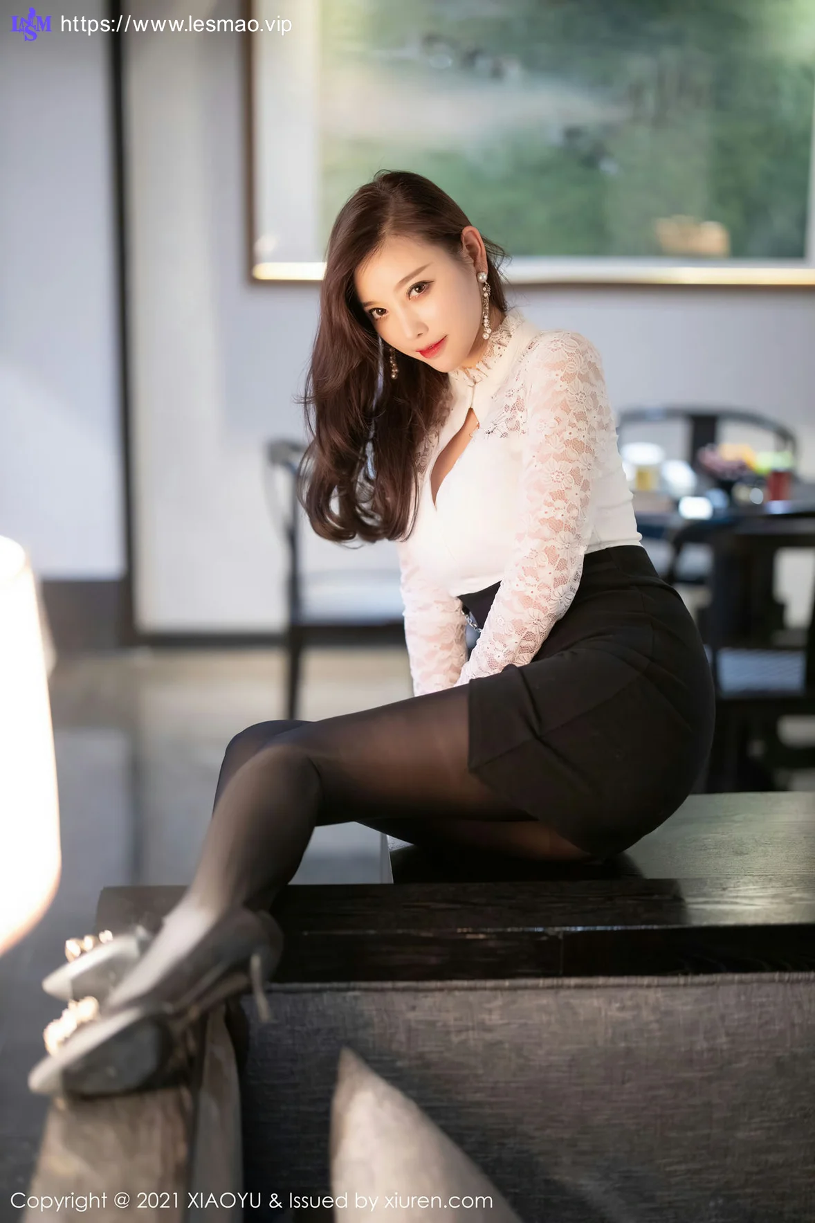 XIAOYU  语画界 Vol.462 女神写真 杨晨晨sugar 经典黑白制服 - 7