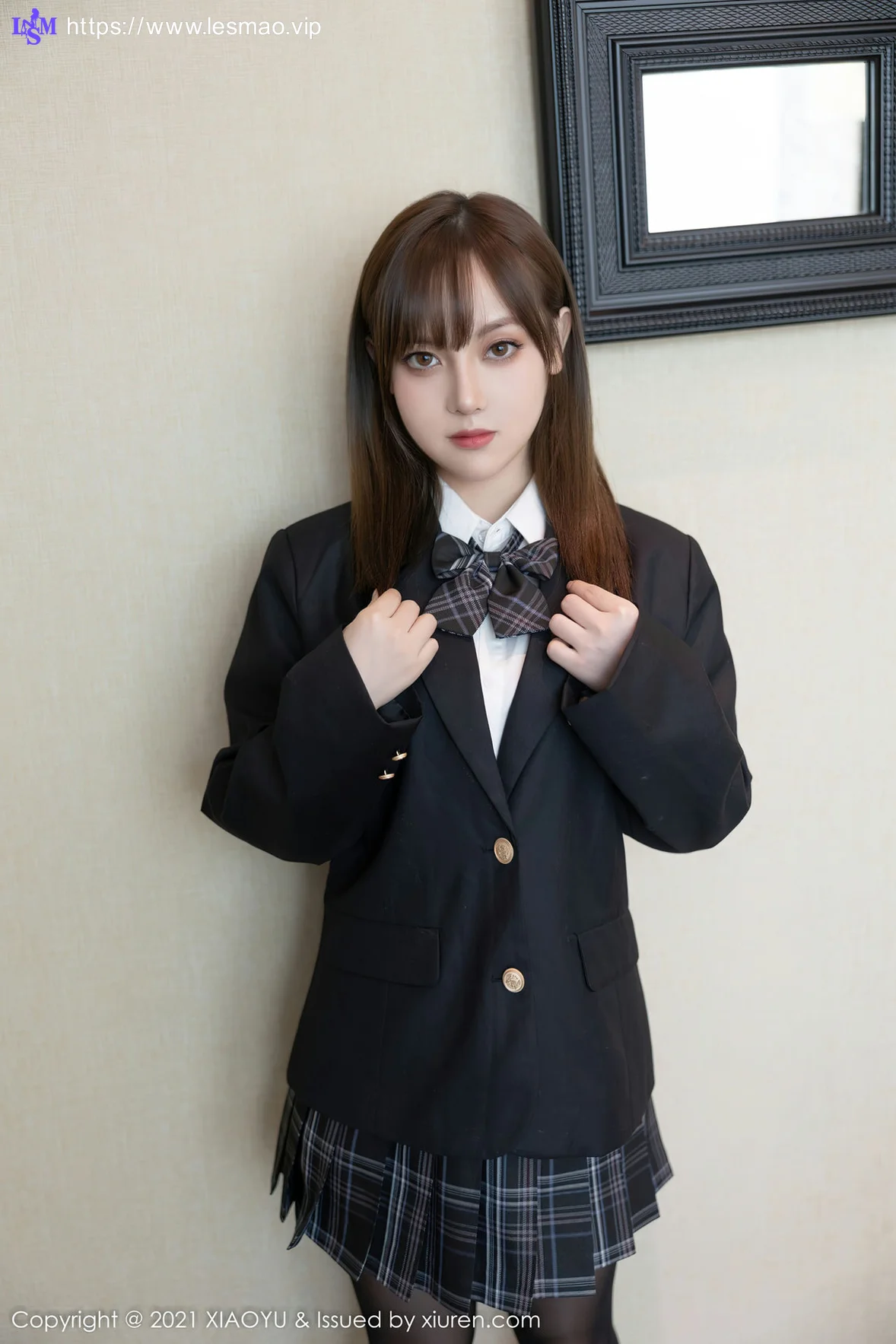 XIAOYU  语画界 Vol.677 学生制服 豆瓣酱 性感写真1 - 4