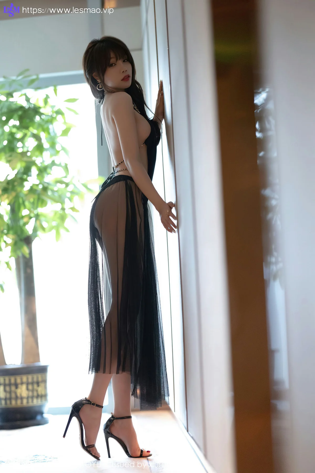 XIAOYU  语画界 Vol.701 网纱透明长裙 芝芝Booty 私房写真1 - 4