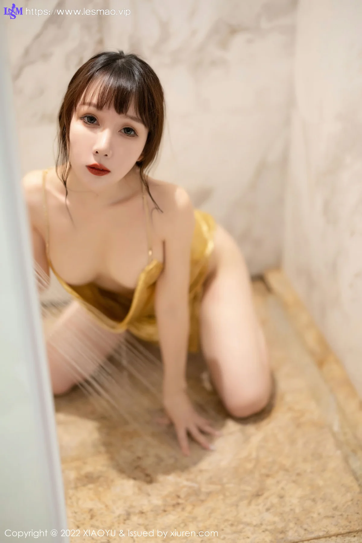 XIAOYU  语画界 Vol.890  波巧酱 吊带短裙泳池场景拍摄性感写真1 - 3