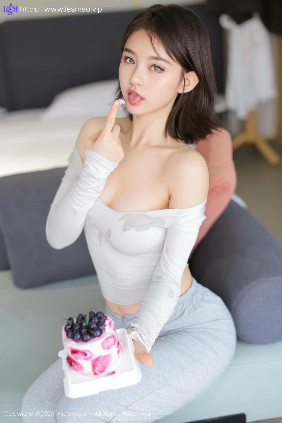 XiuRen 秀人 No.10021 小橘子orange 乳贴翘臀少女私房 - 5