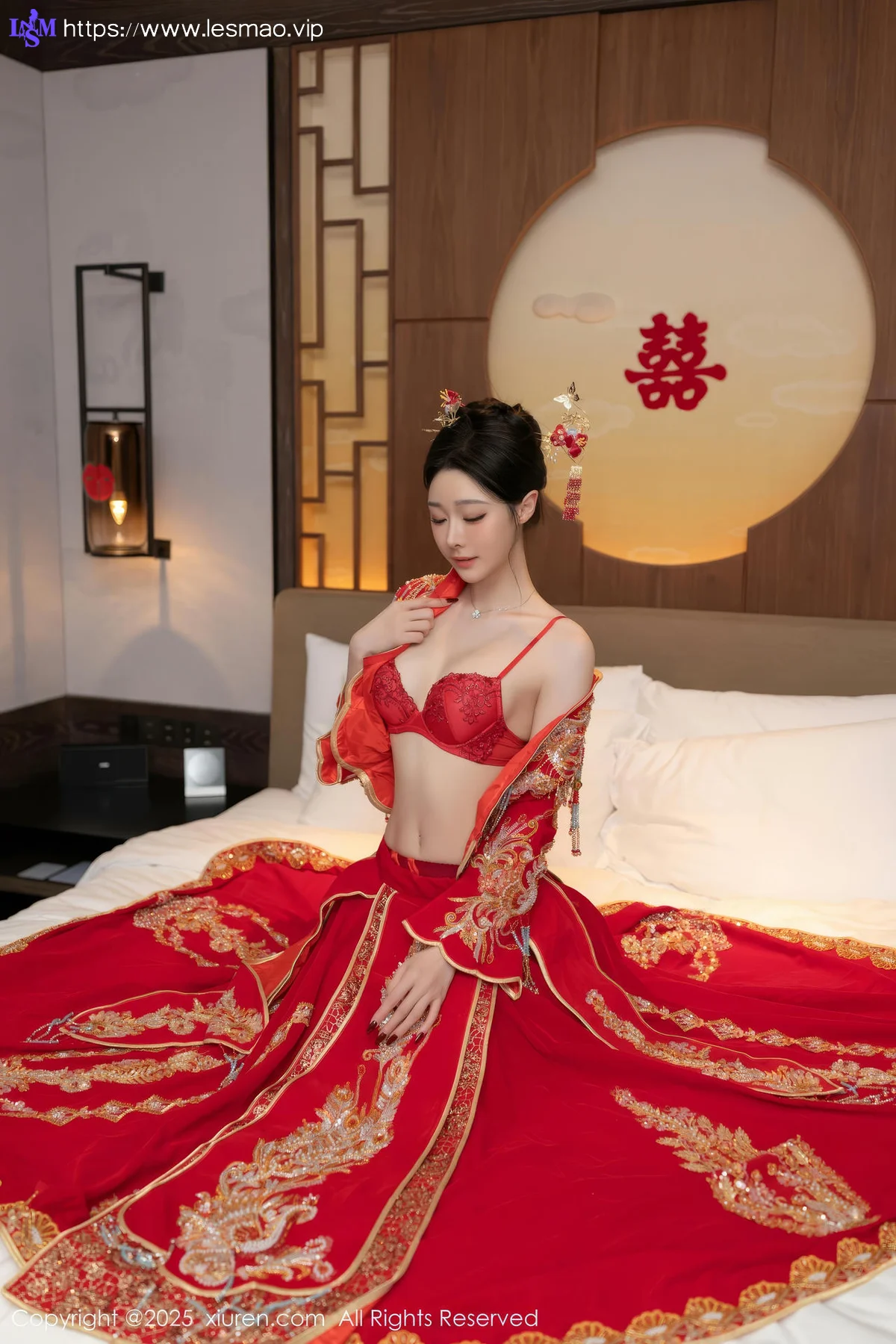 XiuRen 秀人 No.10055 小逗逗 新娘红色秀禾服制服 - 1