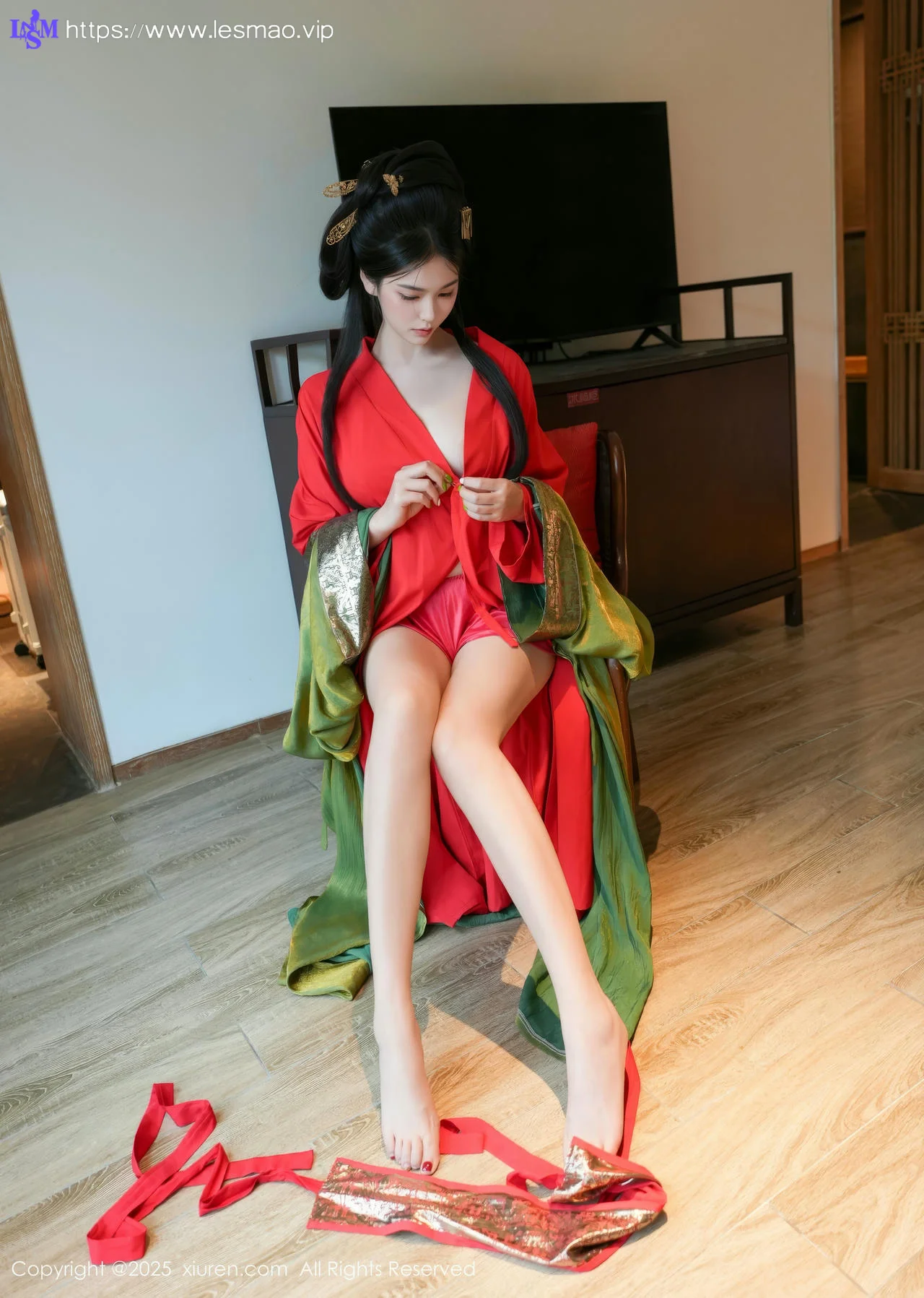 XiuRen 秀人 No.10126 雪糕CiCi 古装制服玉体户外 - 9