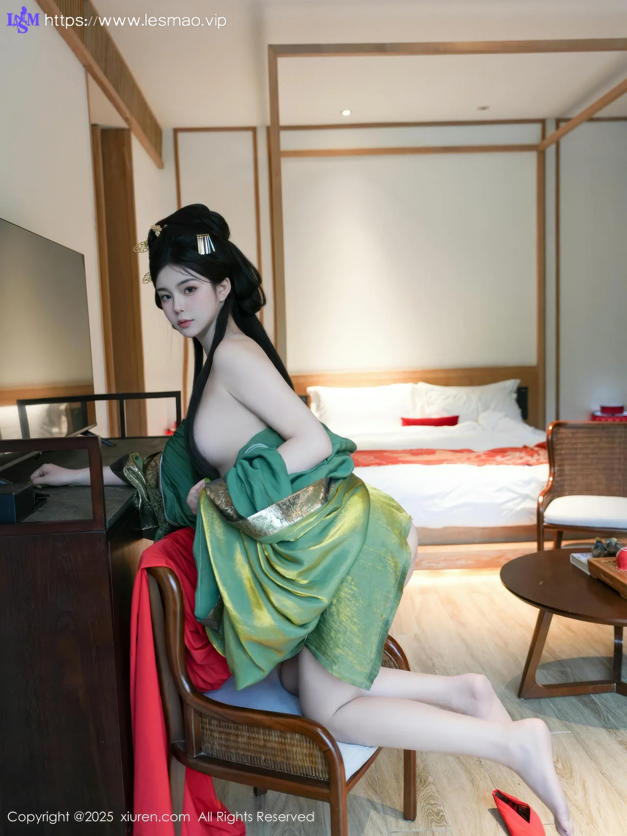 XiuRen 秀人 No.10126 雪糕CiCi 古装制服玉体户外 - 8