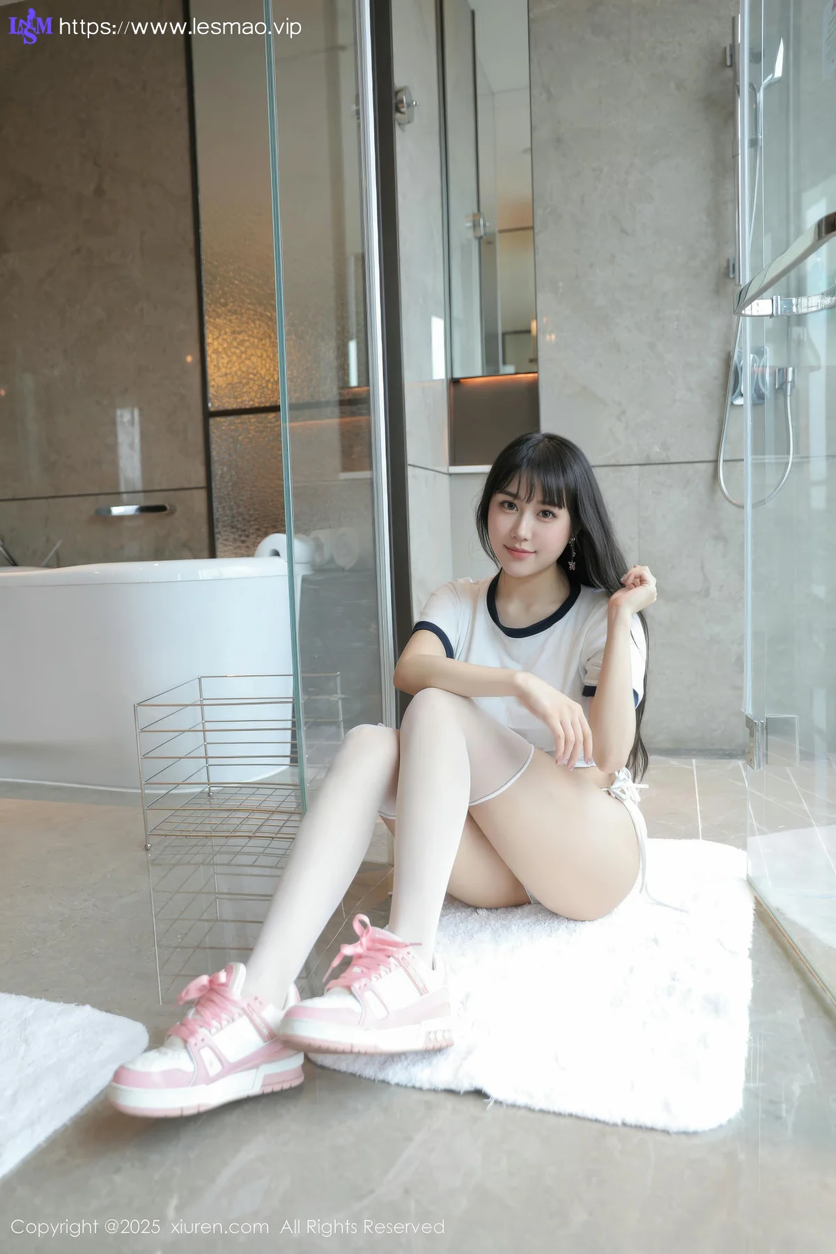 XiuRen 秀人 No.10184 量子玫瑰 首套写真白色运动 - 3
