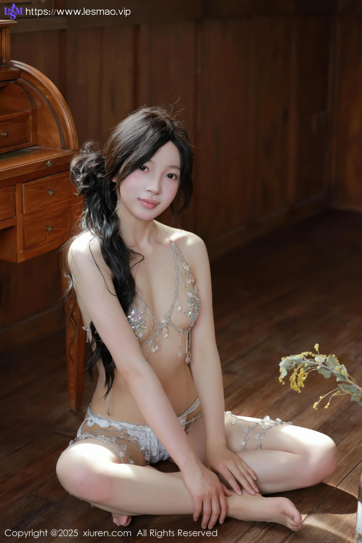 XiuRen 秀人 No.10198 橙子酱Lillian 首套写真白色蕾丝 - 3