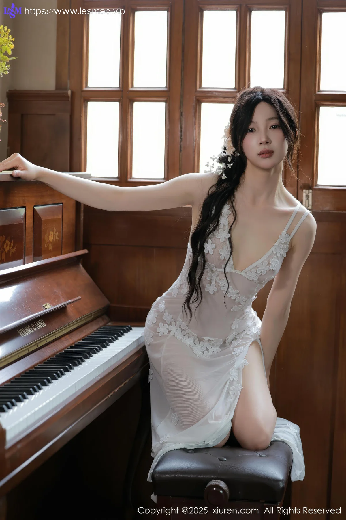 XiuRen 秀人 No.10198 橙子酱Lillian 首套写真白色蕾丝 - 1