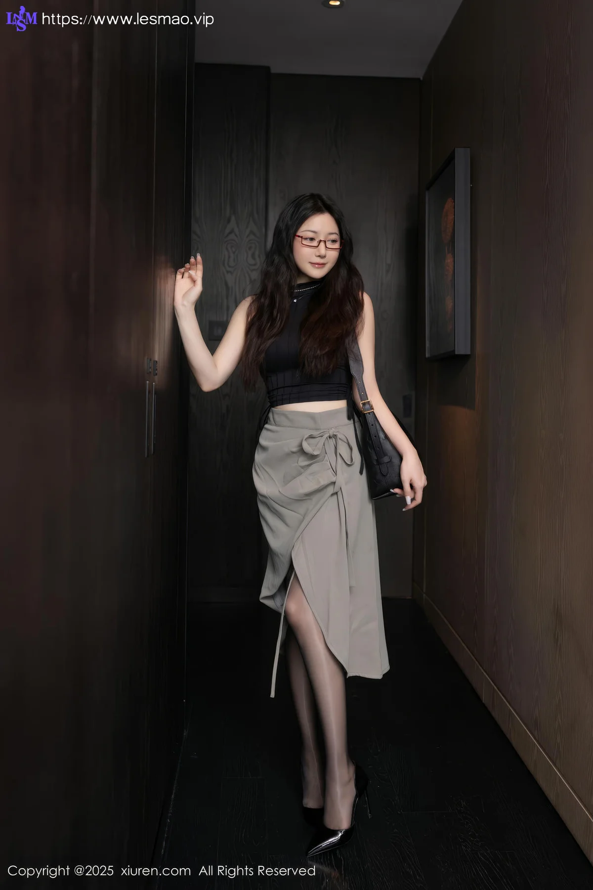 XiuRen 秀人 No.10231 鱼子酱Fish 紫色内衣魅惑黑丝 - 2