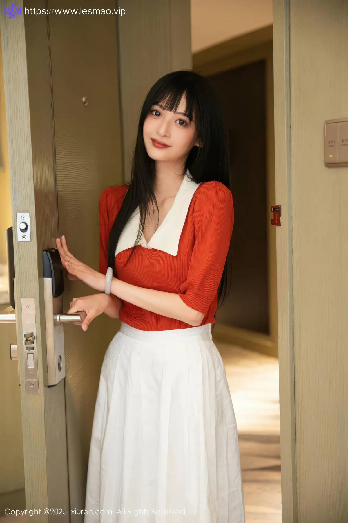 XiuRen 秀人 No.10247 茂木希子 诱人肉色丝袜 - 9