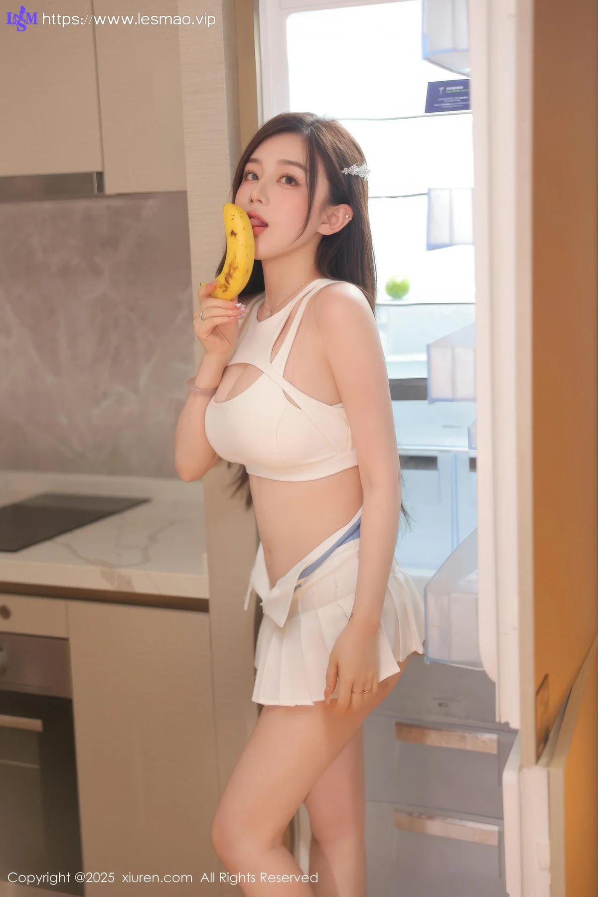 XiuRen 秀人 No.10254 奶油猫呀 白色短裙萝莉 - 1