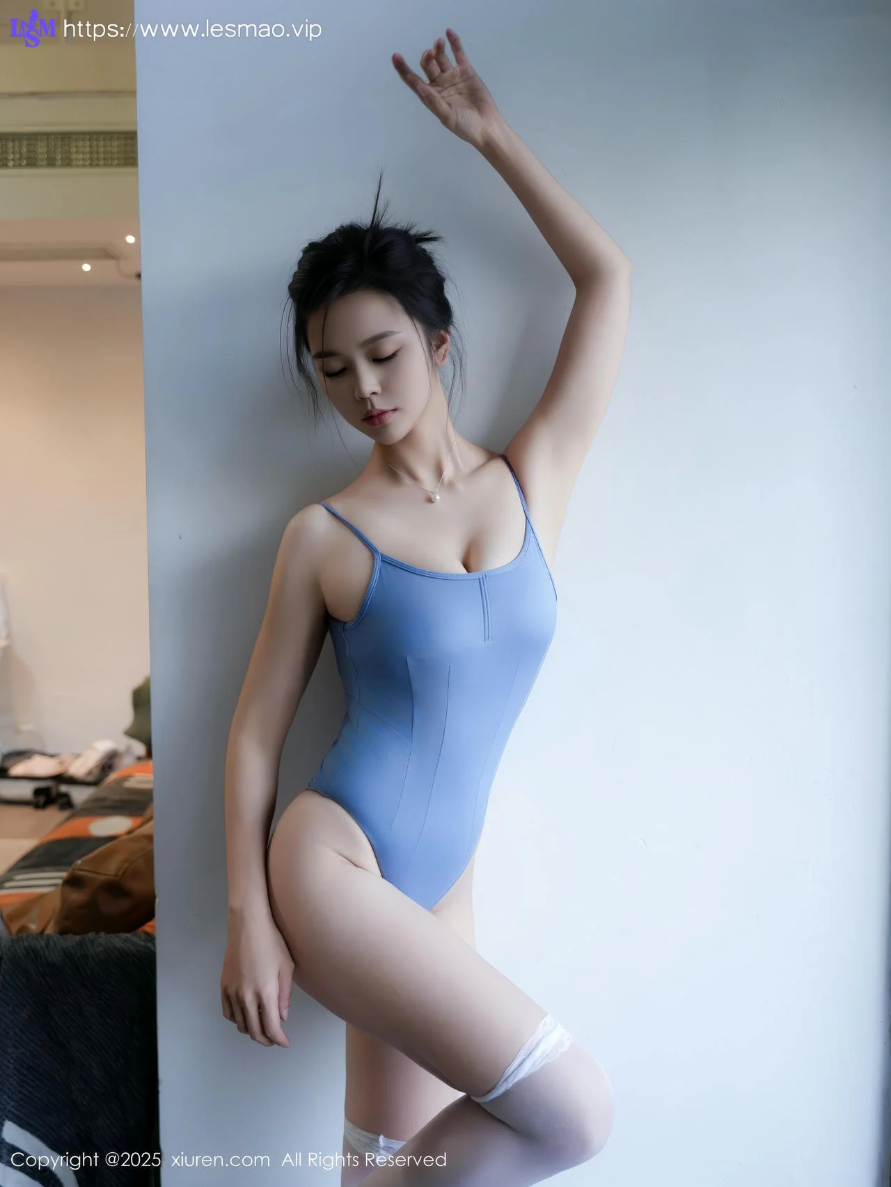 XiuRen 秀人 No.10327 玫瑰我爱你 蓝色瑜伽连体衣 - 2