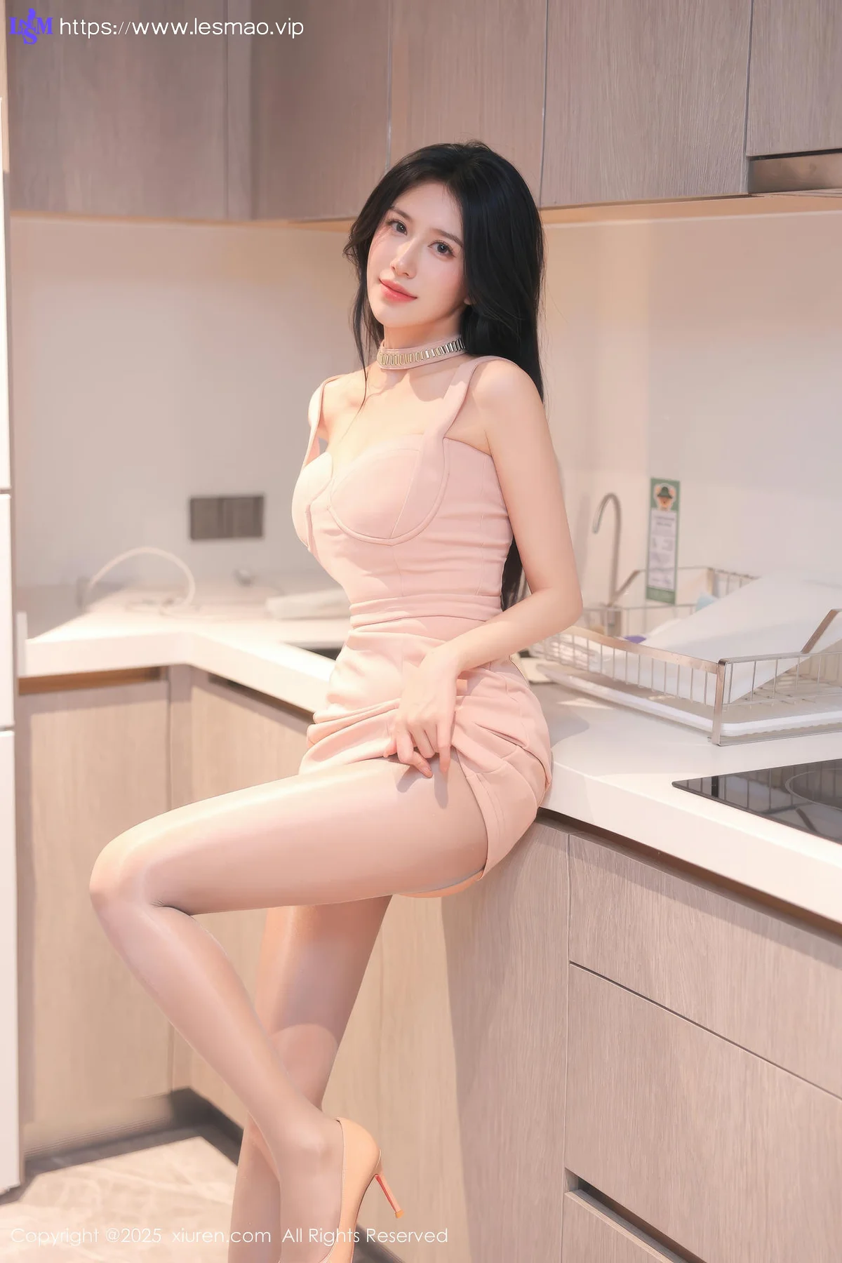 XiuRen 秀人 No.10339 shelly诗莉吖 粉色连衣短裙 - 2