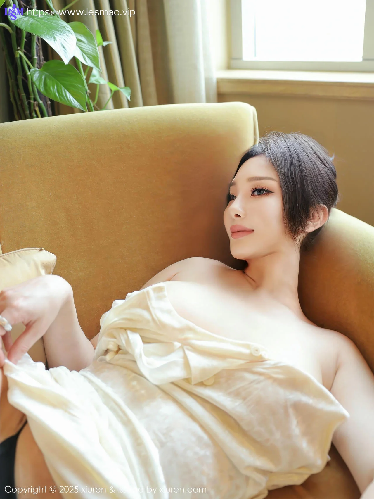 XiuRen 秀人 No.10355 苏一诺 浅色旗袍服饰 - 3