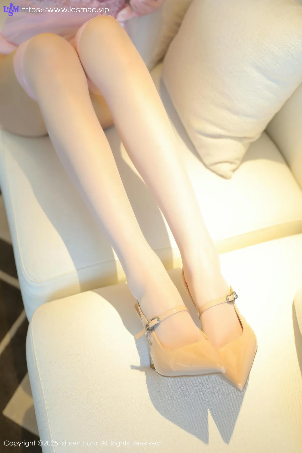 XiuRen 秀人 No.10369 小肉肉咪 白色情趣服饰 - 5
