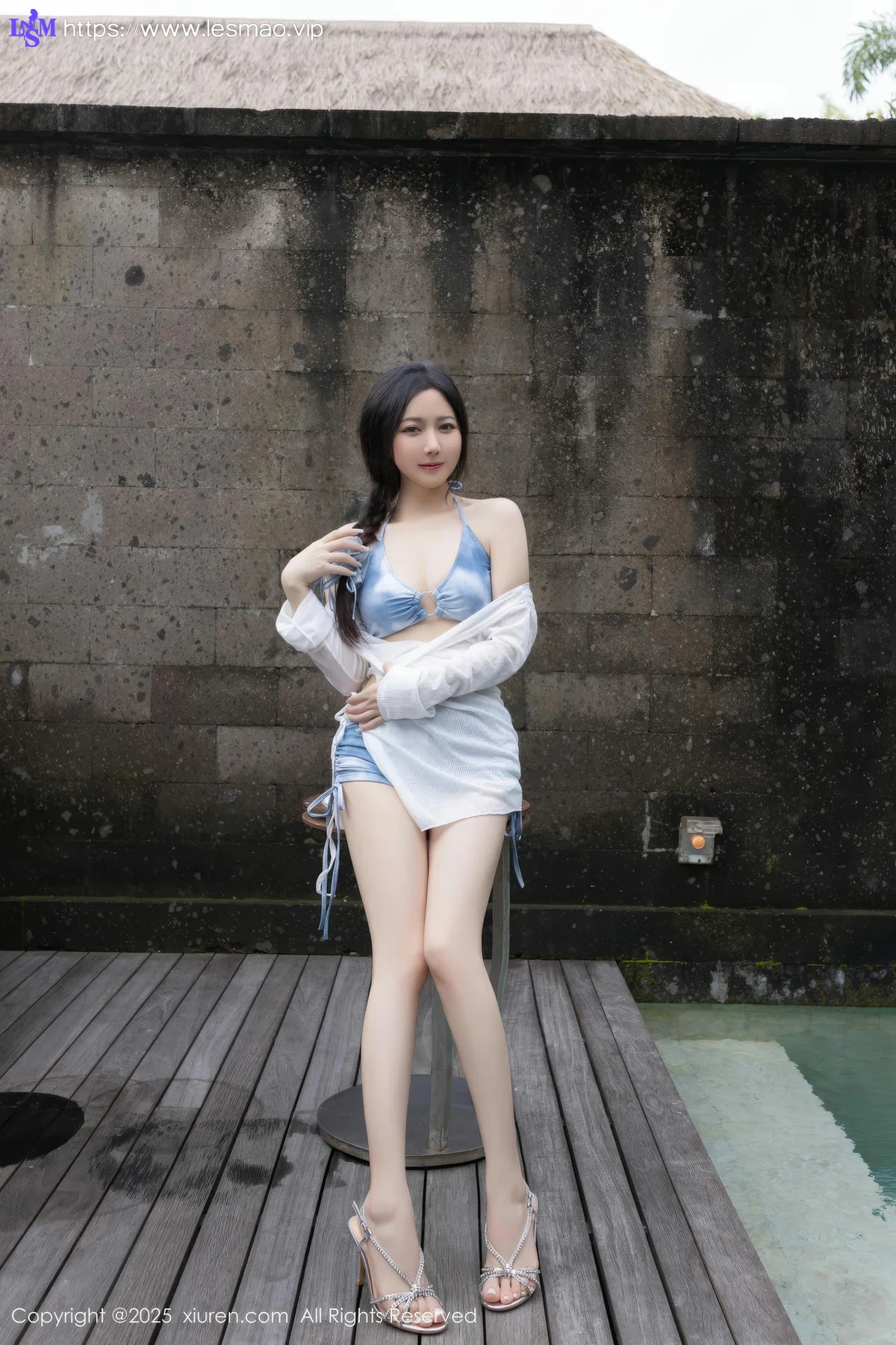 XiuRen 秀人 No.10377 鱼子酱Fish 蓝色比基尼 - 1