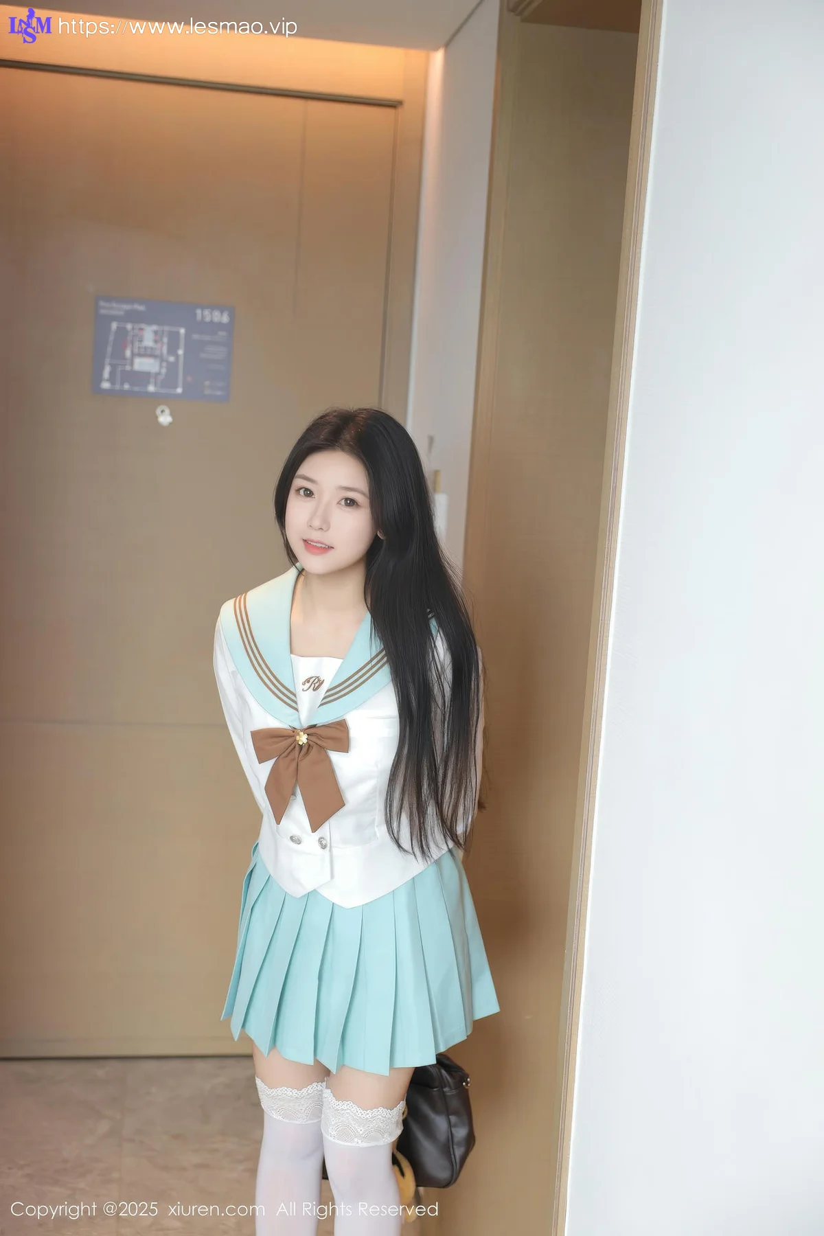 XiuRen 秀人 No.10379 林嘉馨 jk短裙清纯美女 - 4