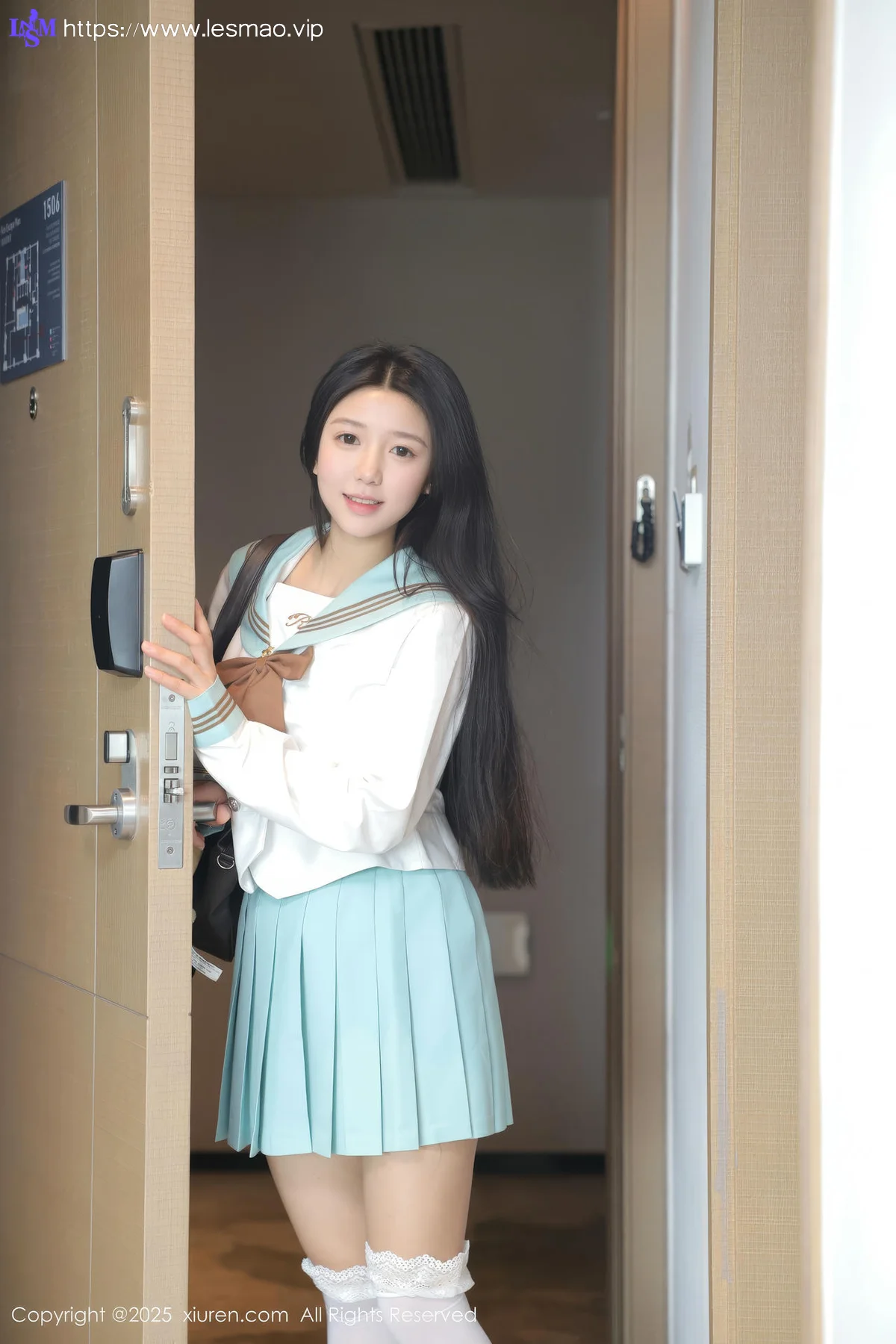 XiuRen 秀人 No.10379 林嘉馨 jk短裙清纯美女 - 3