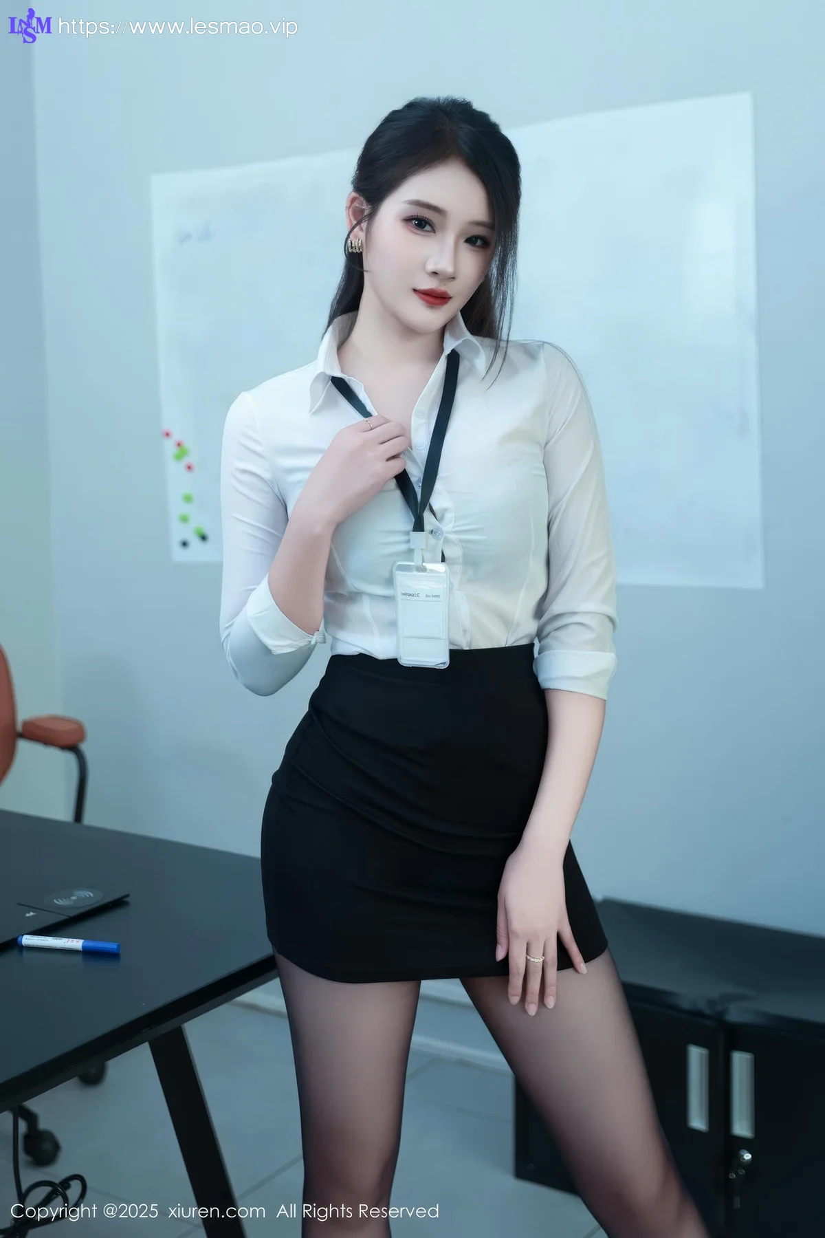 XiuRen 秀人 No.10405 梨霜儿 童颜巨乳白丝 - 2