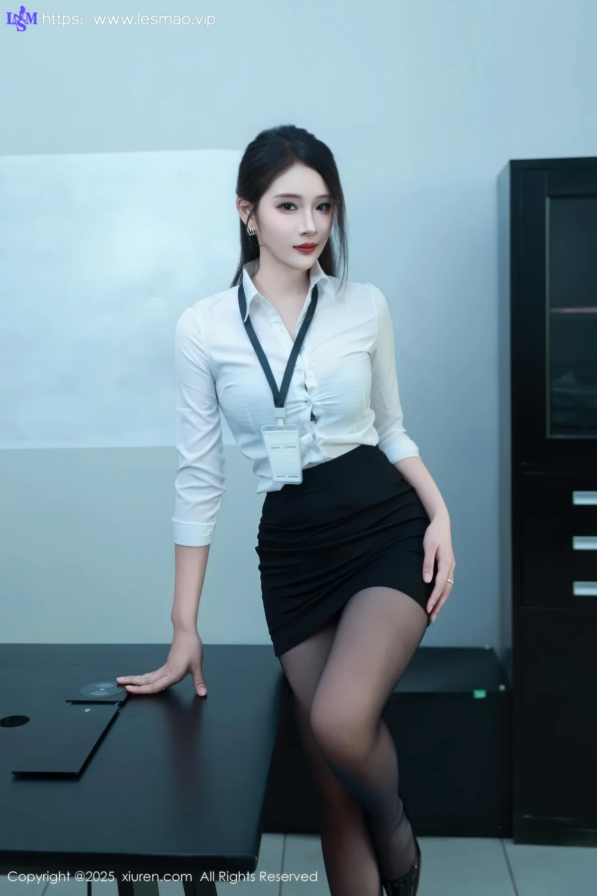 XiuRen 秀人 No.10405 梨霜儿 童颜巨乳白丝 - 4