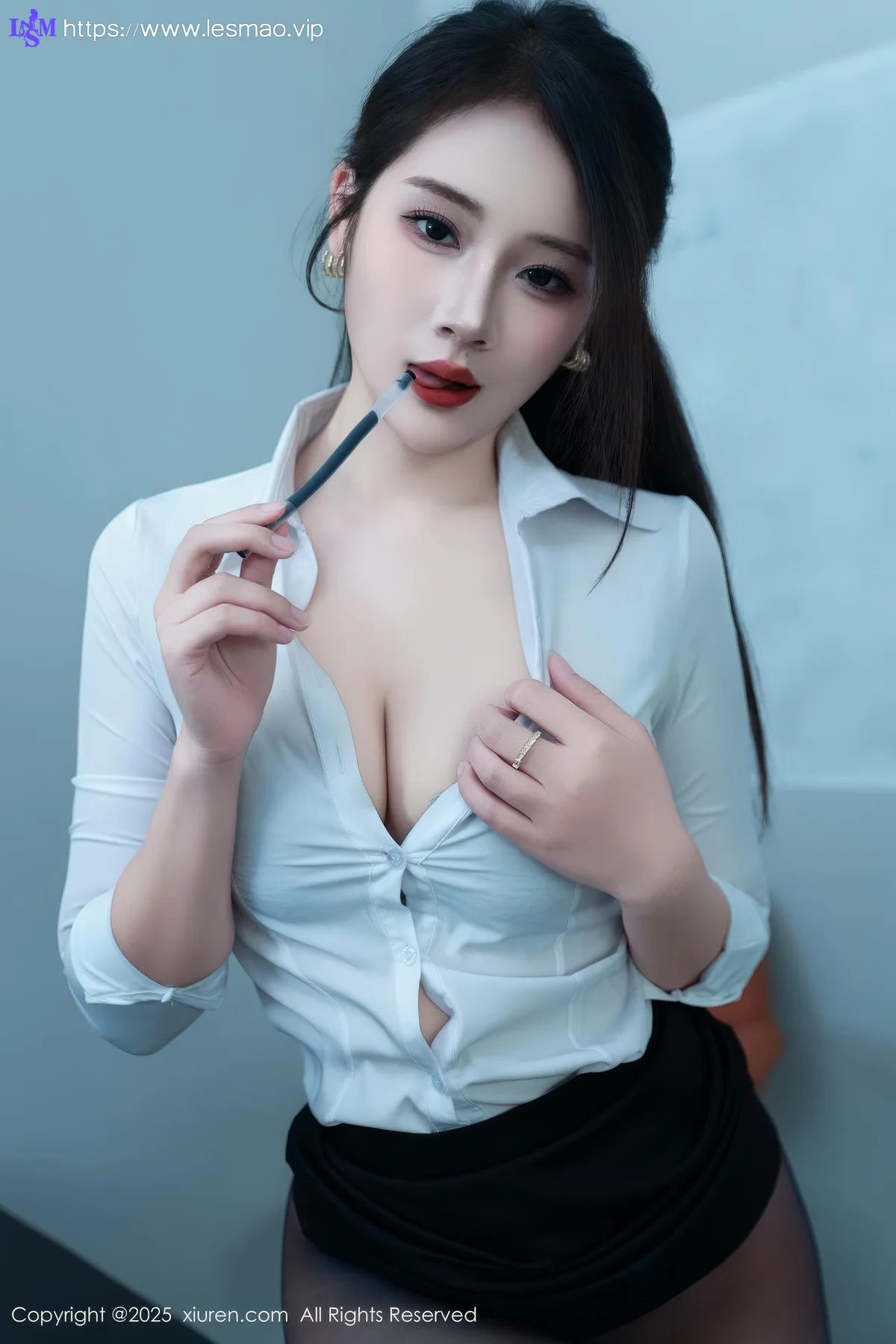 XiuRen 秀人 No.10405 梨霜儿 童颜巨乳白丝 - 8