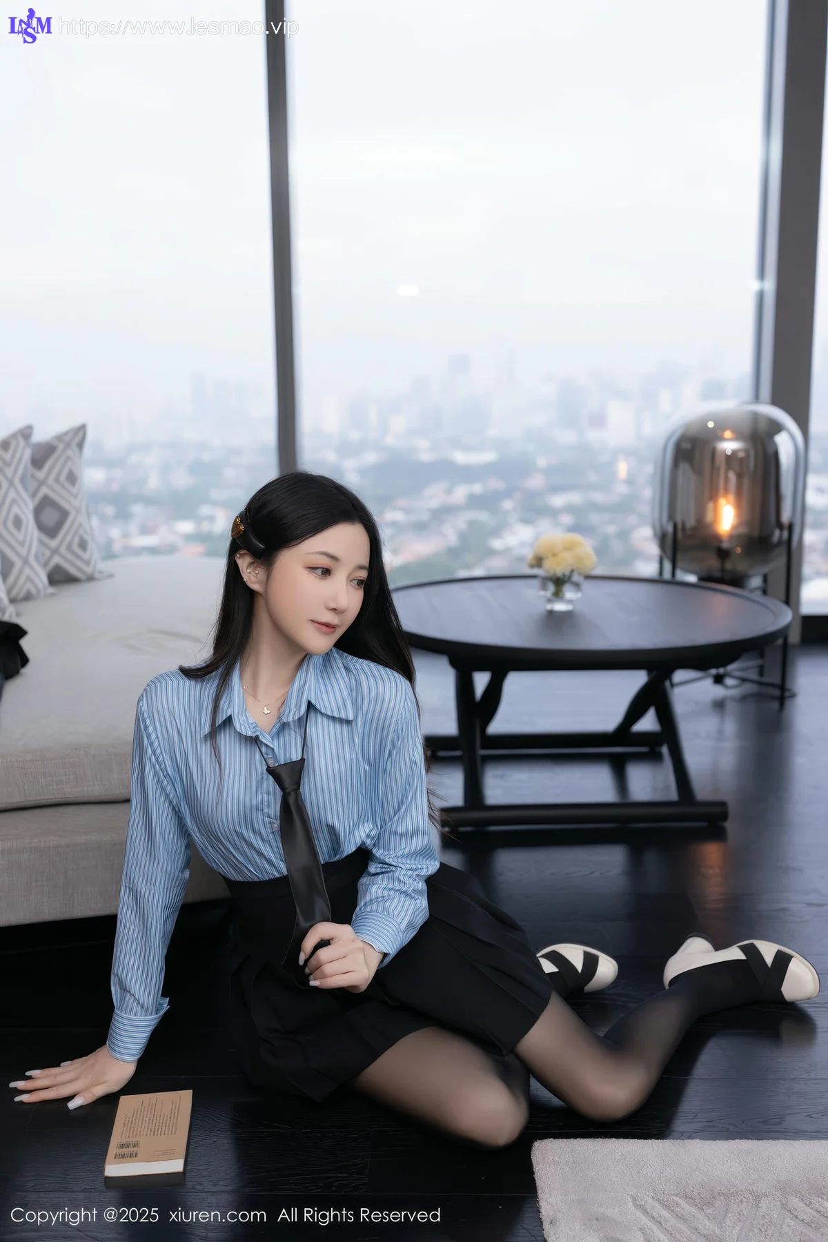 XiuRen 秀人 No.10412 鱼子酱Fish 黑色短裙婀娜动人身段 - 3