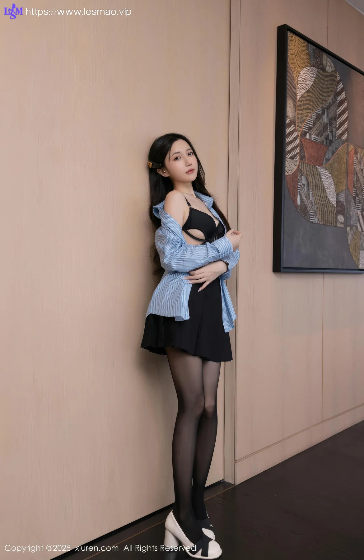 XiuRen 秀人 No.10412 鱼子酱Fish 黑色短裙婀娜动人身段 - 10