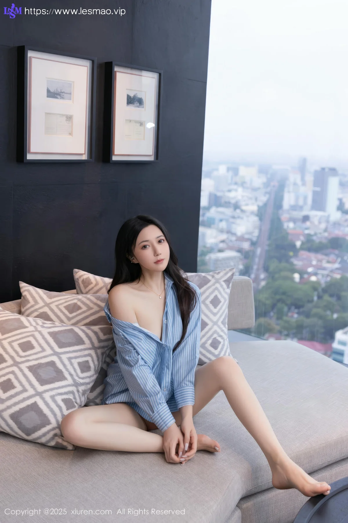 XiuRen 秀人 No.10412 鱼子酱Fish 黑色短裙婀娜动人身段 - 2