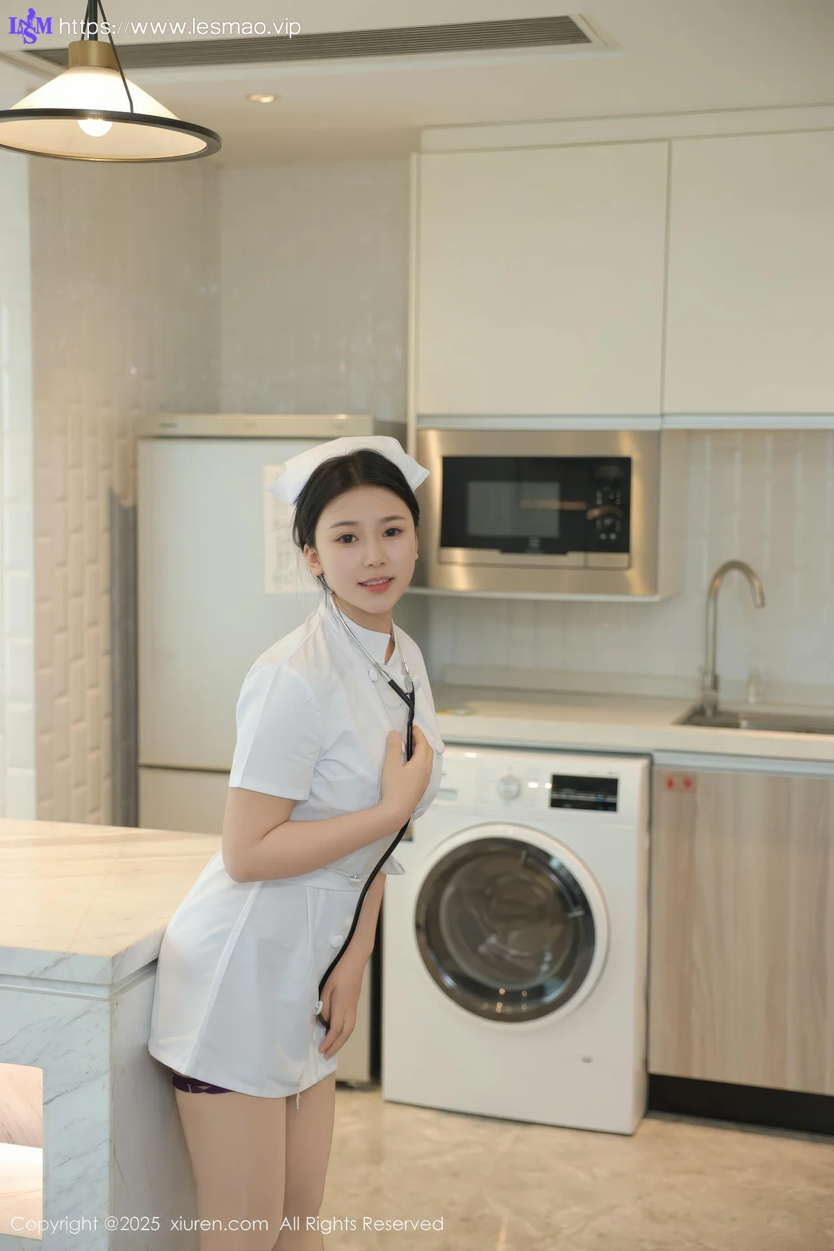 XiuRen 秀人 No.10465 林嘉馨 白色护士制服 - 2