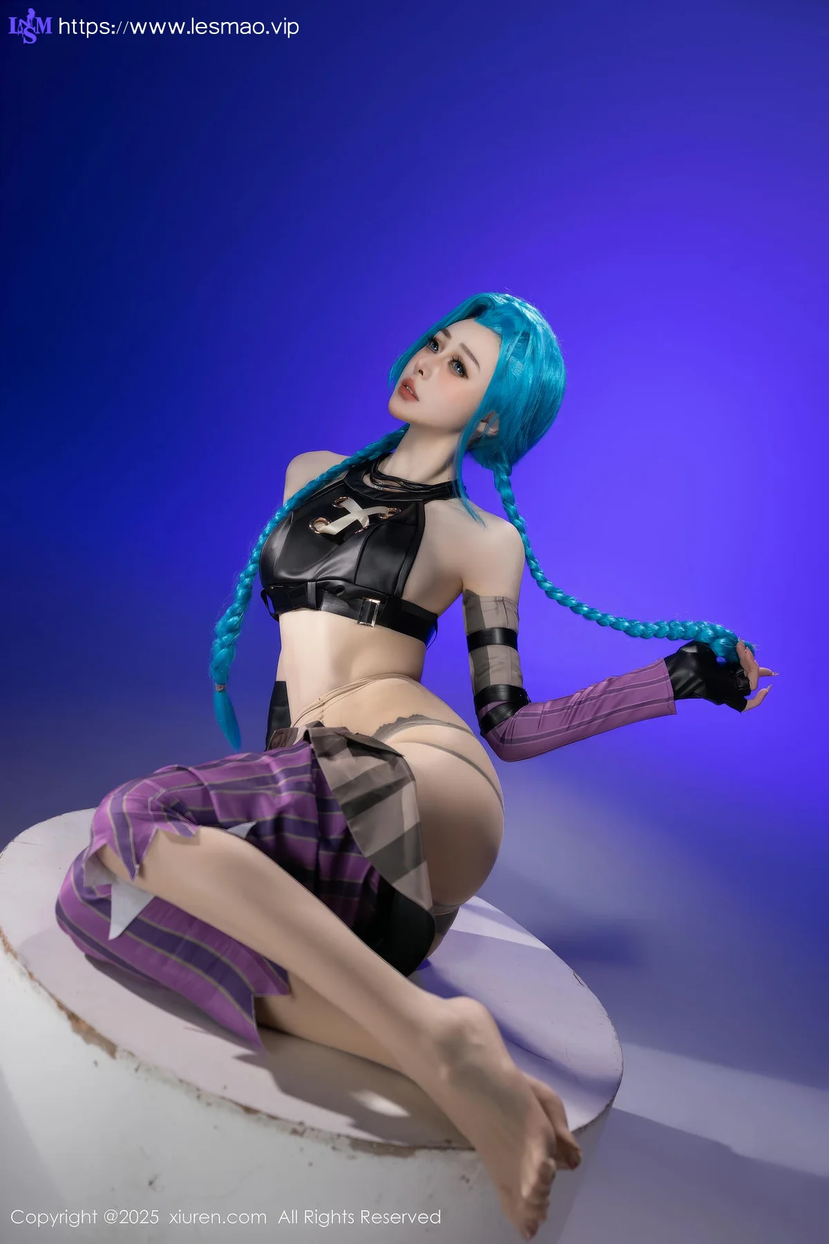 XiuRen 秀人 No.10479 小逗逗 性感Cosplay装扮肉色丝袜 - 10