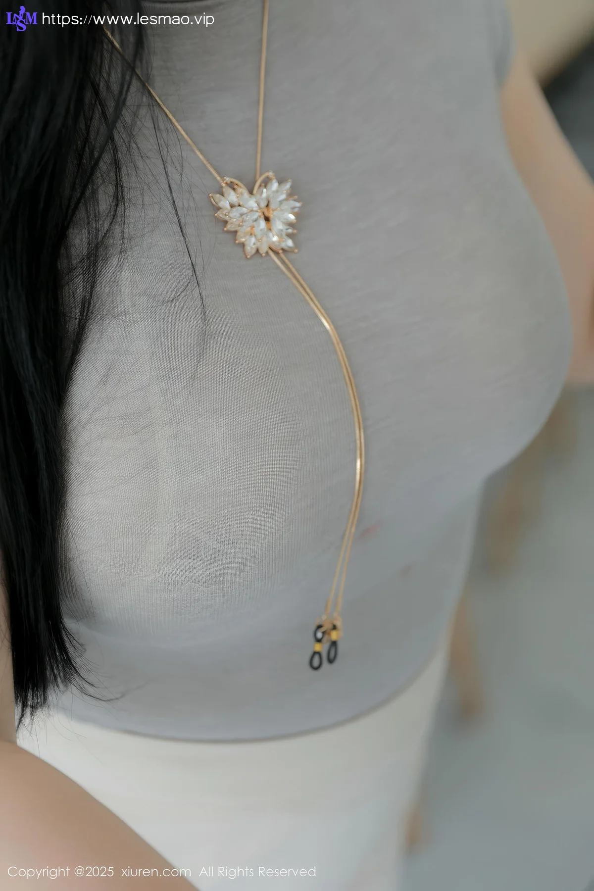 XiuRen 秀人 No.10488 王婉悠Queen 灰色OL服饰原色丝袜 - 3