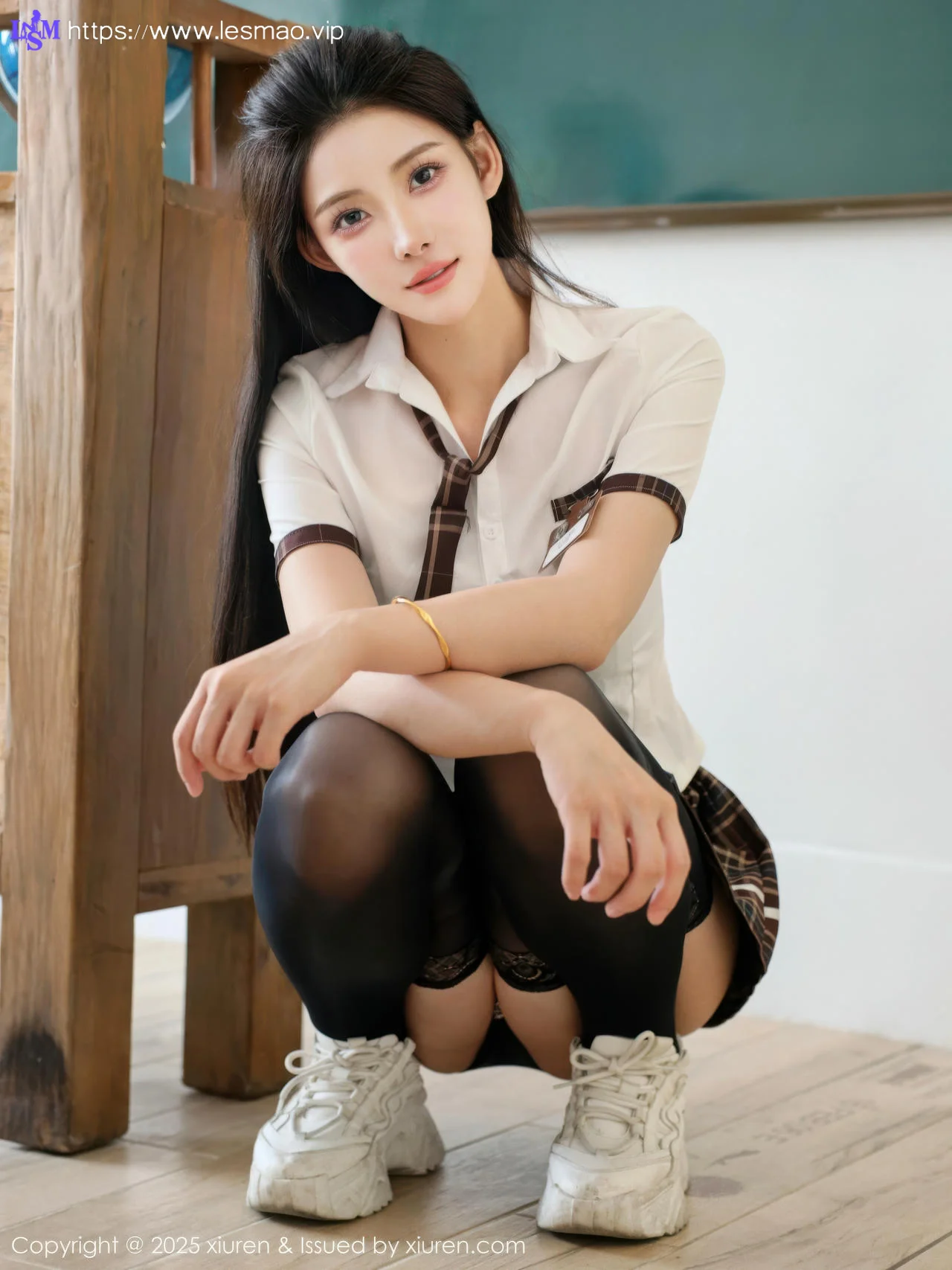 XiuRen 秀人 No.10512 梨霜儿 性感学妹制服 - 3