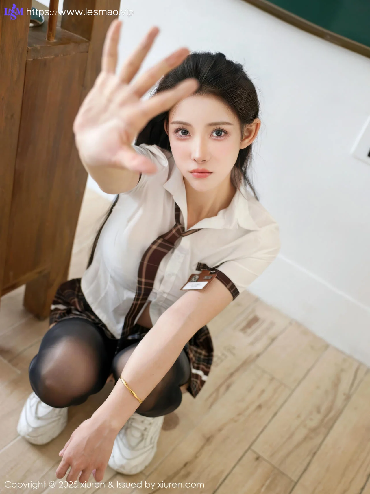 XiuRen 秀人 No.10512 梨霜儿 性感学妹制服 - 3