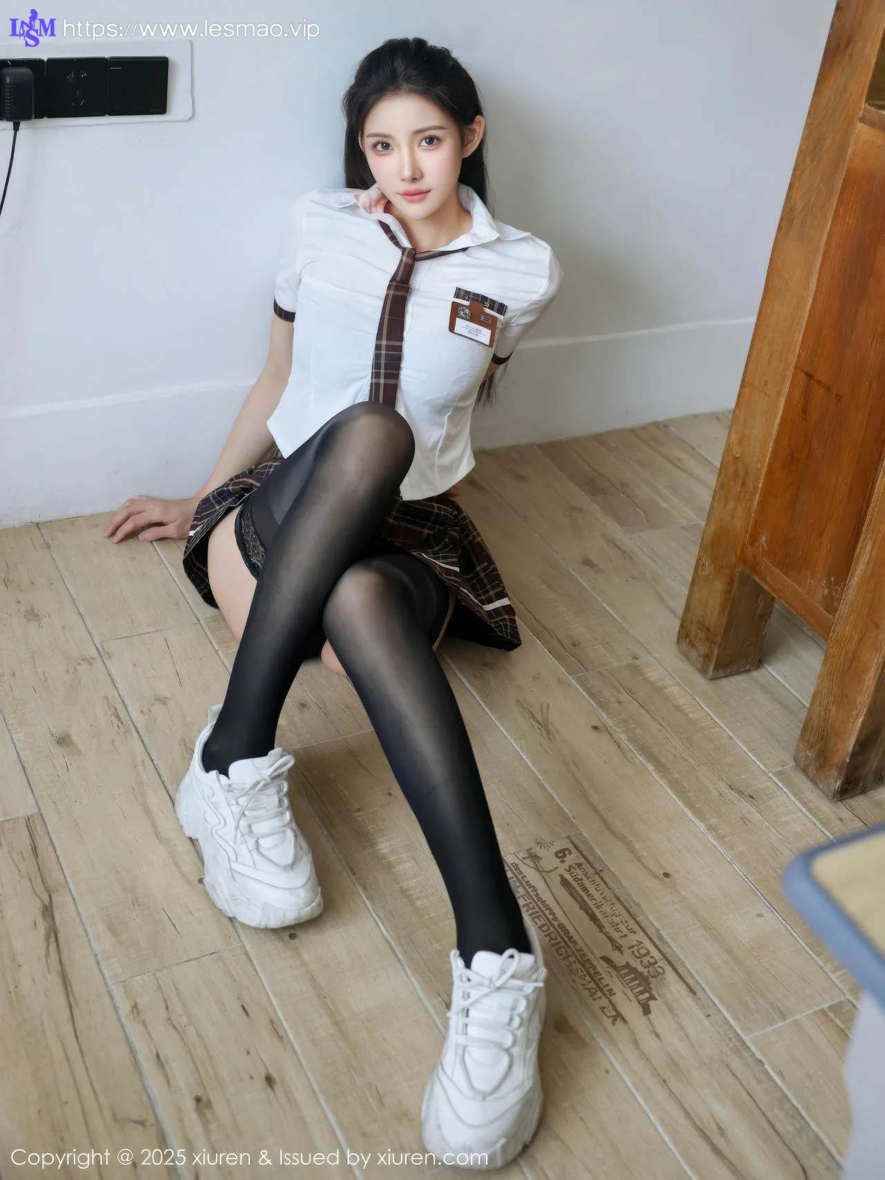 XiuRen 秀人 No.10512 梨霜儿 性感学妹制服 - 5
