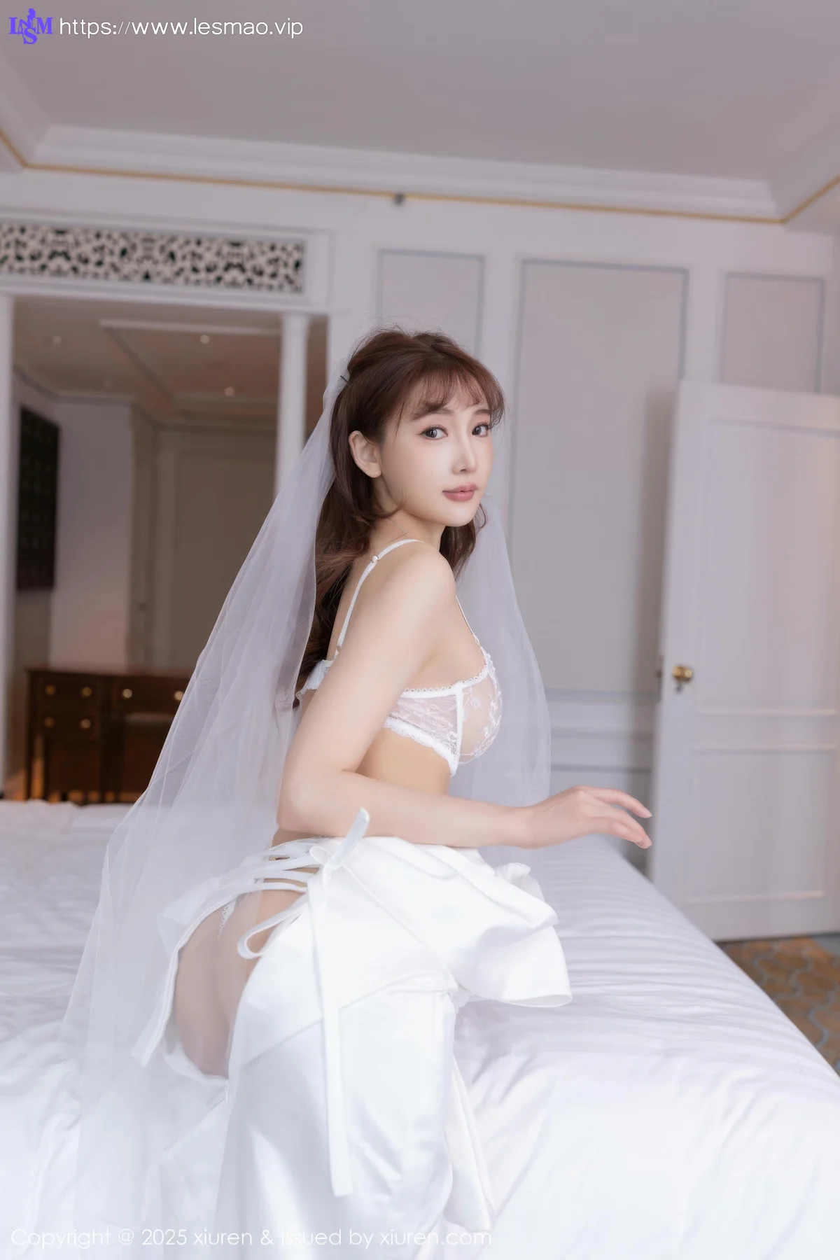 XiuRen 秀人 No.10535 陆萱萱 白色蕾丝情趣婚纱 - 4