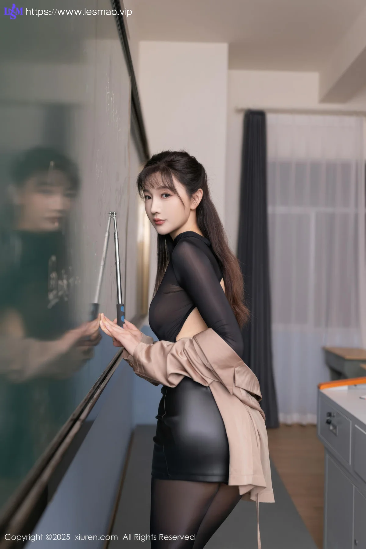 XiuRen 秀人 No.10558 陆萱萱 教室场景拍摄 - 6