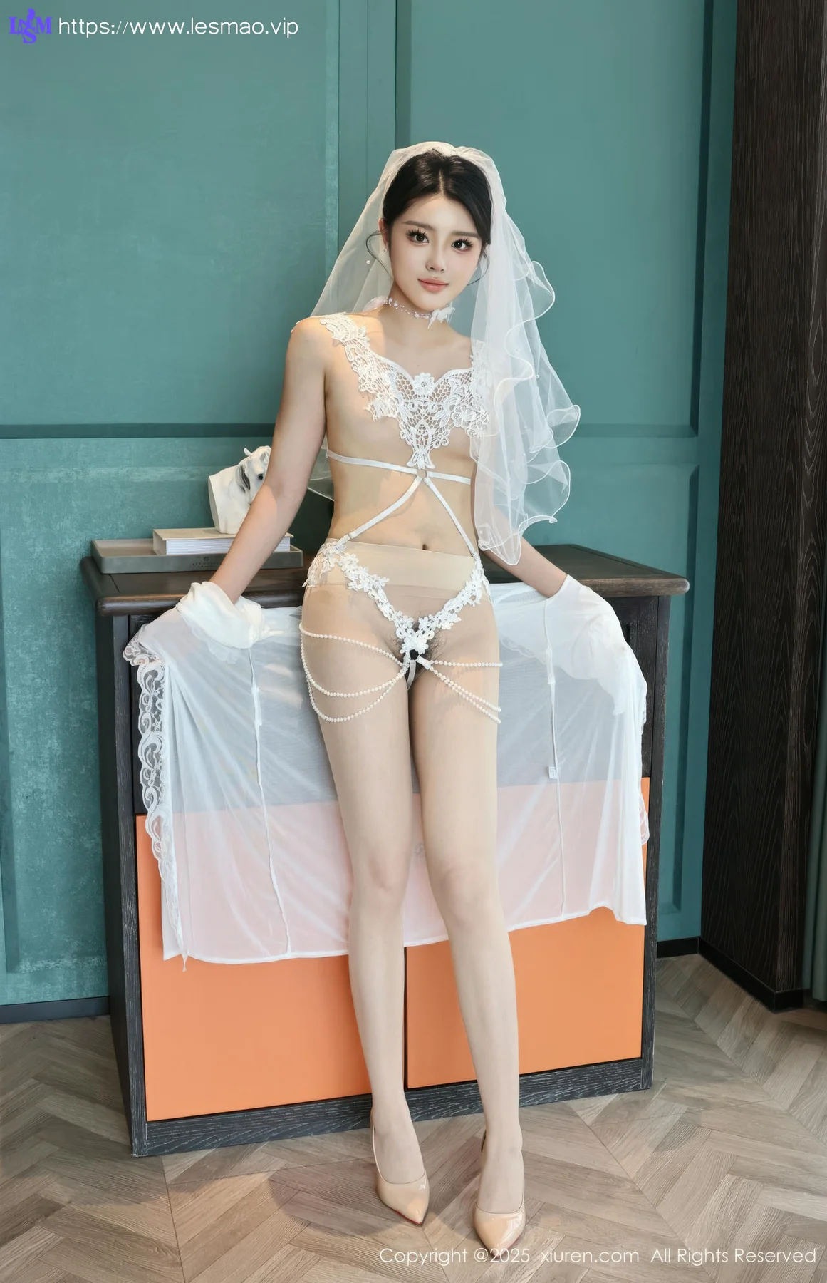 XiuRen 秀人 No.10559 糯梨子 白色婚纱搭配 - 2