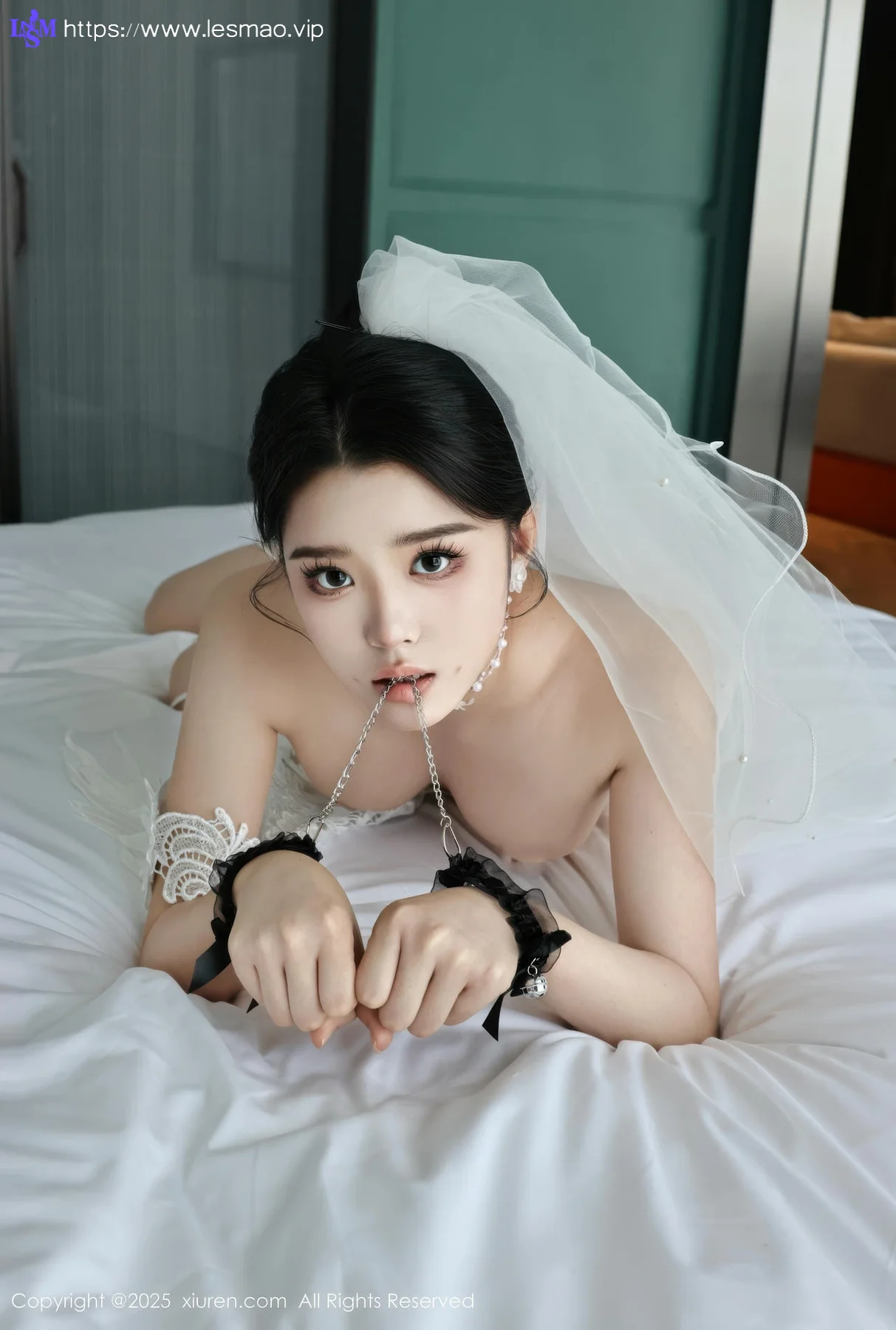 XiuRen 秀人 No.10559 糯梨子 白色婚纱搭配 - 2